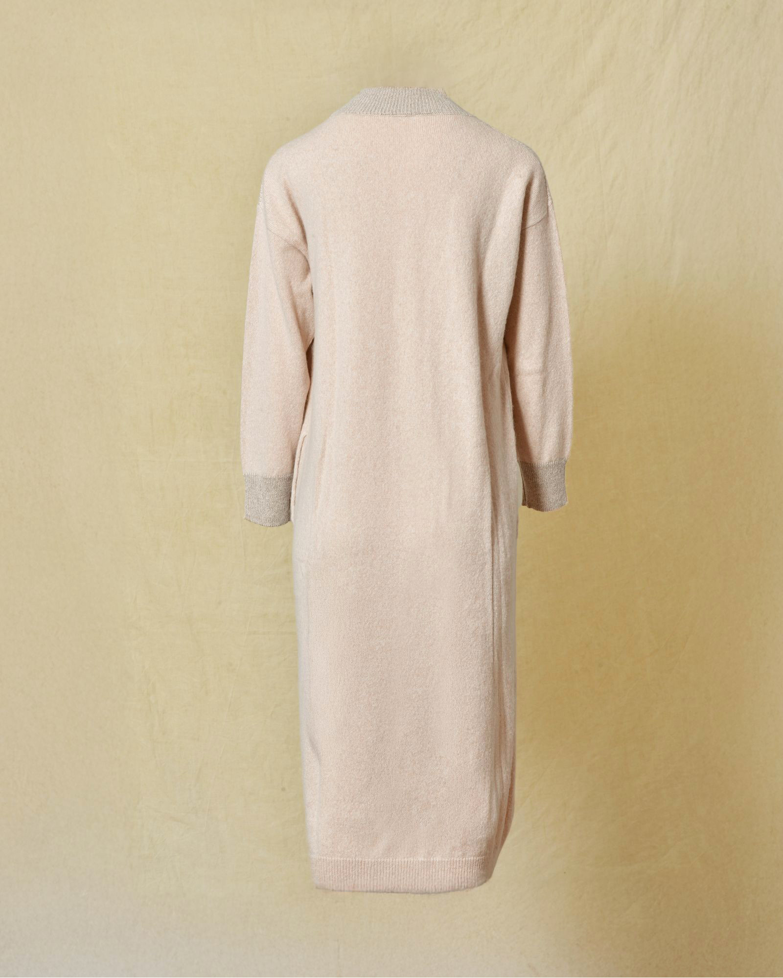 Robe en Laine, soie et cachemire beige Peserico