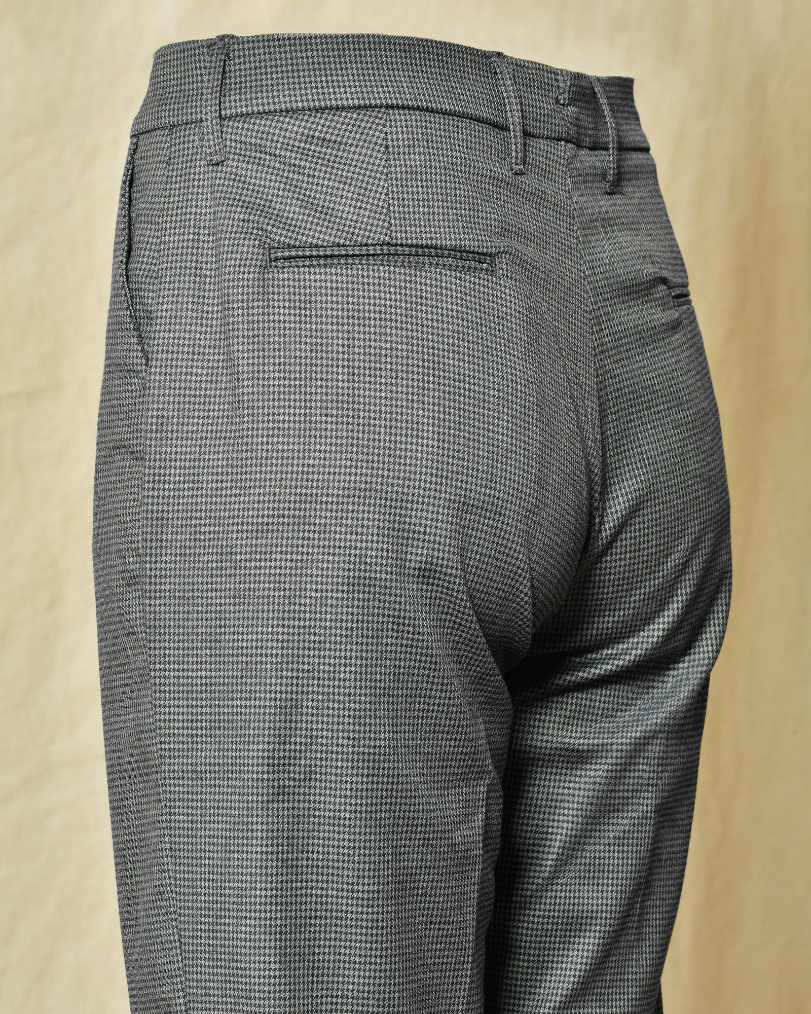 Pantalon motif pied de poule gris Re-Hash