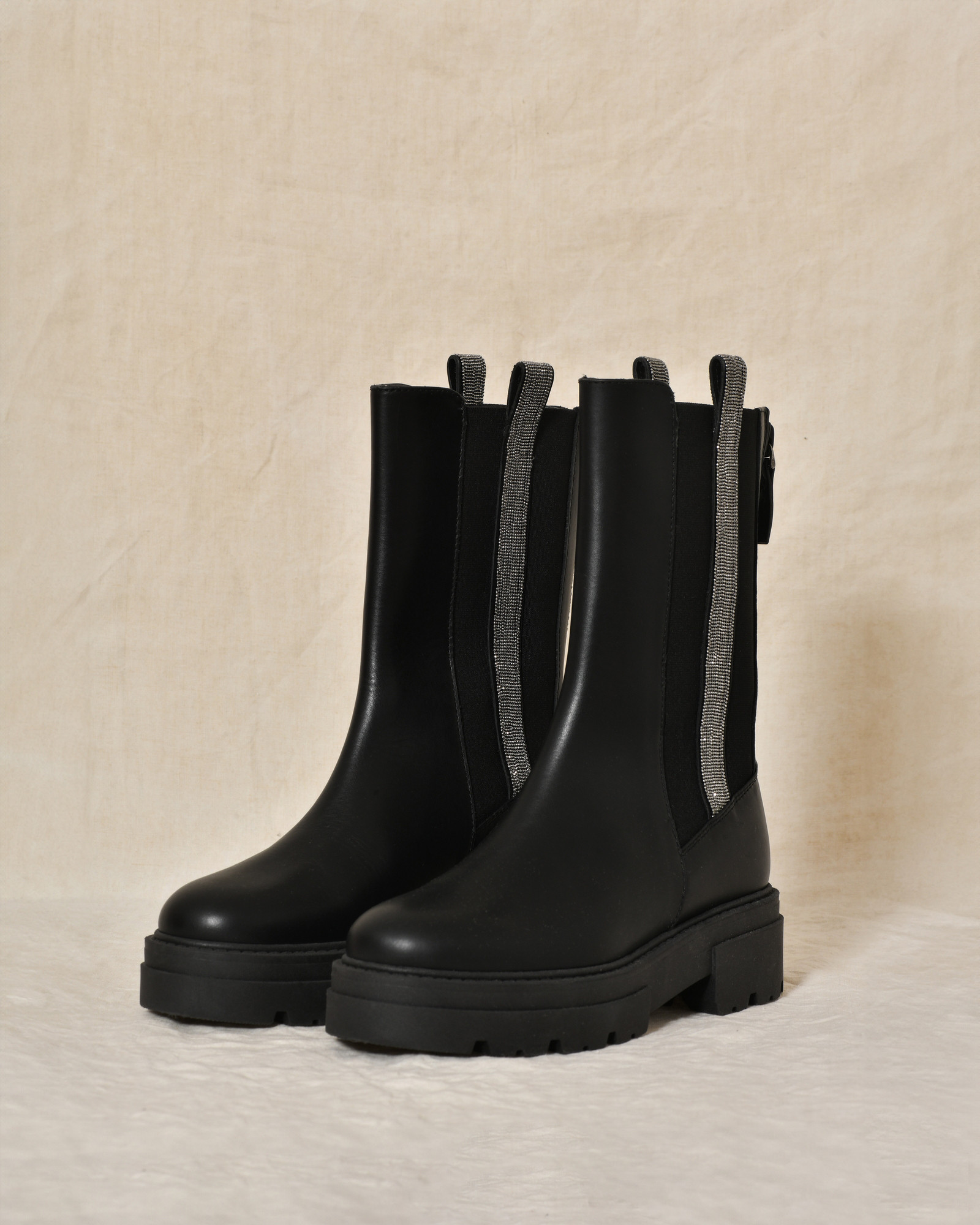 Bottine en cuir noire Fabiana Filippi