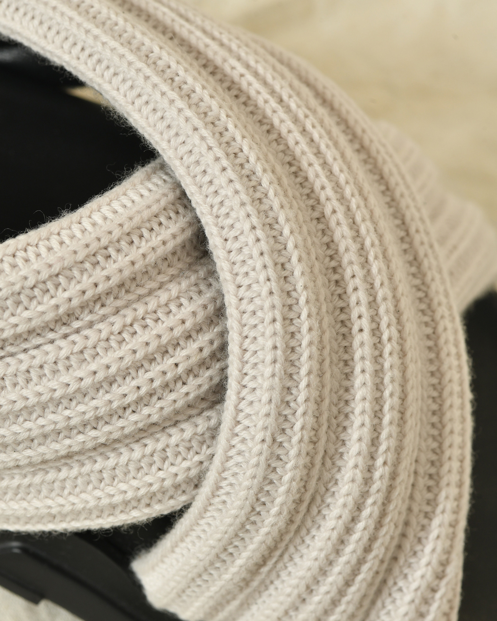 Mules en cuir et laine beige Fabiana Filippi