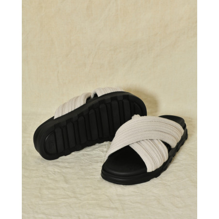 Mules en cuir et laine beige Fabiana Filippi