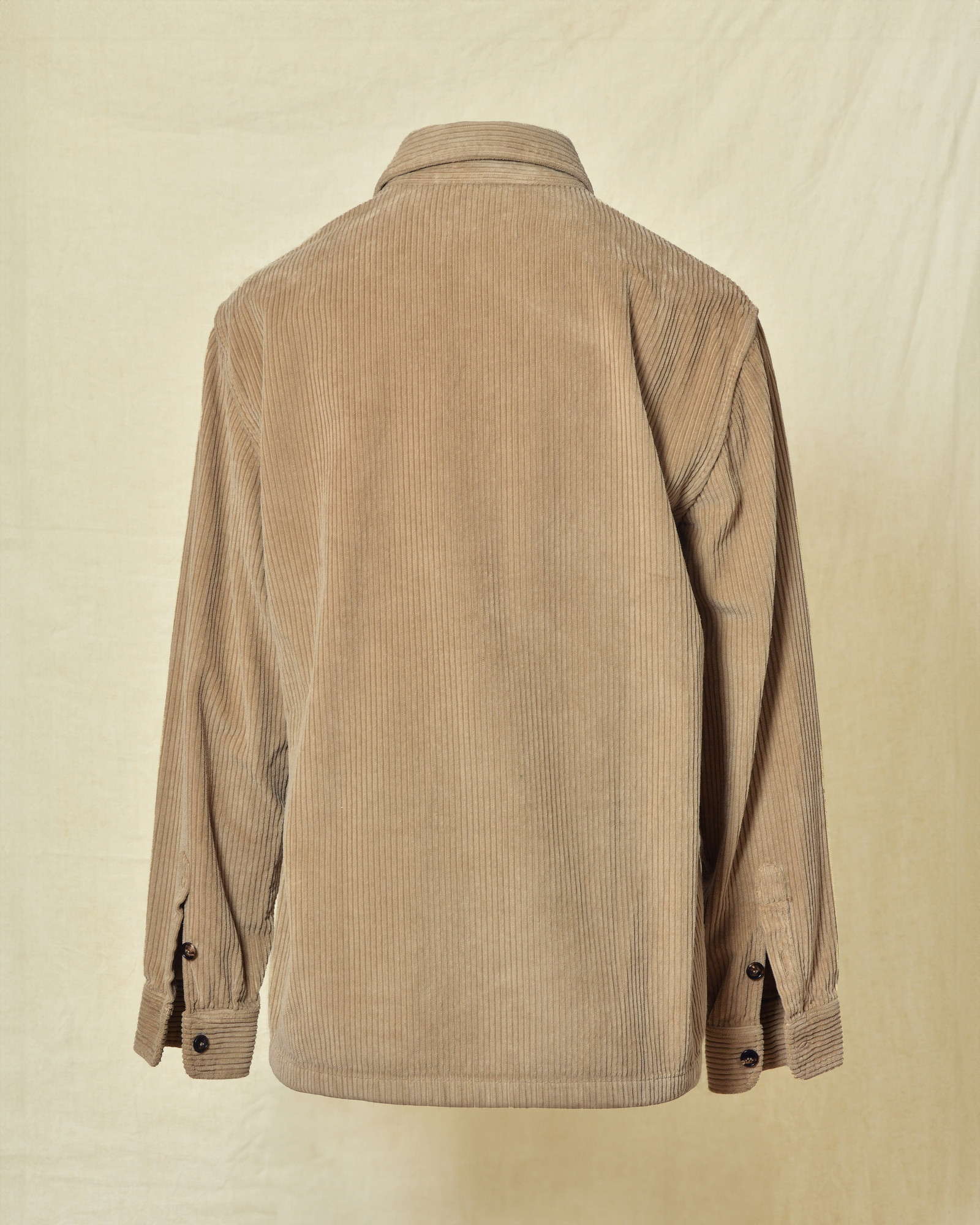 Chemise en velours côtelé beige Cruna