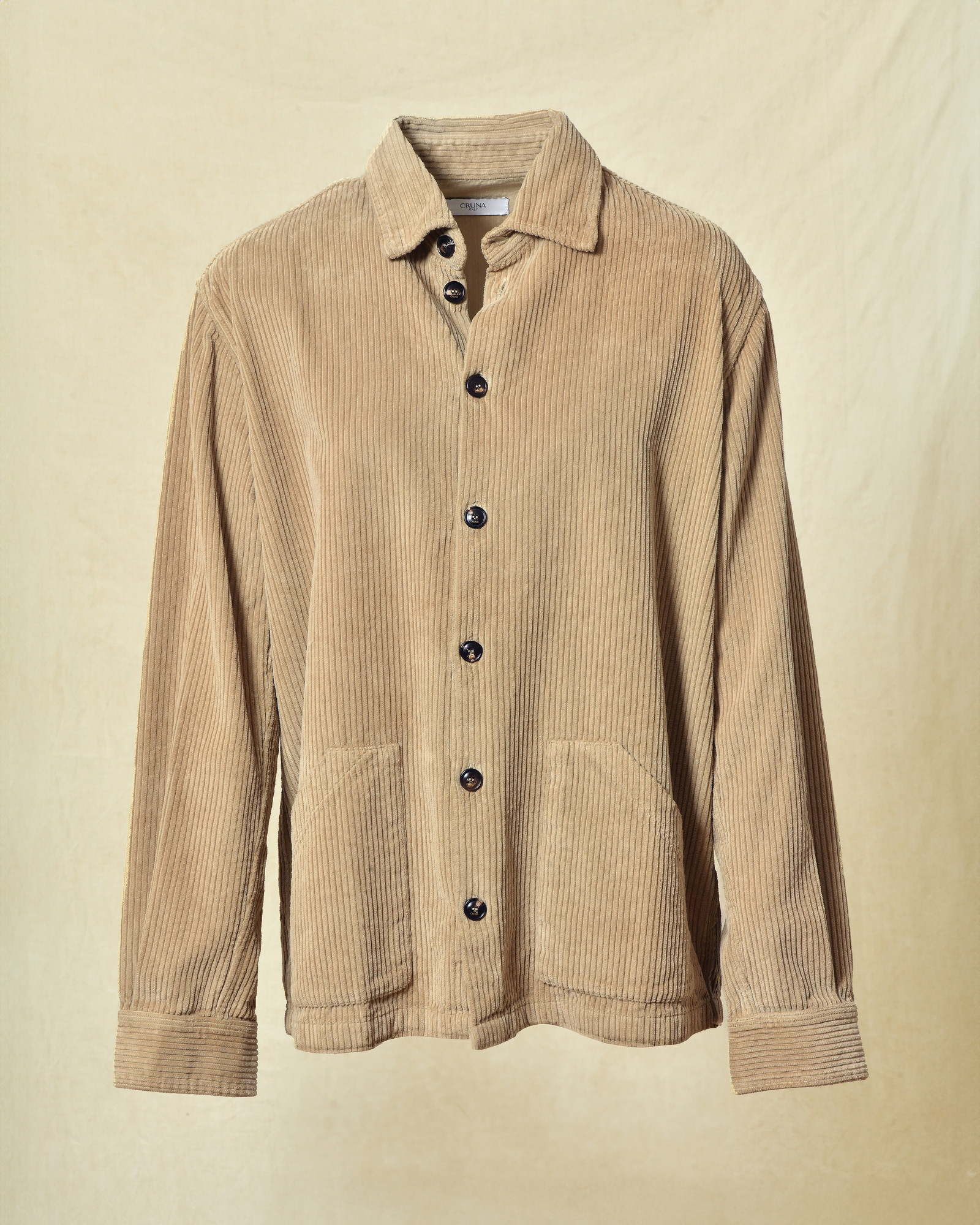 Chemise en velours côtelé beige Cruna