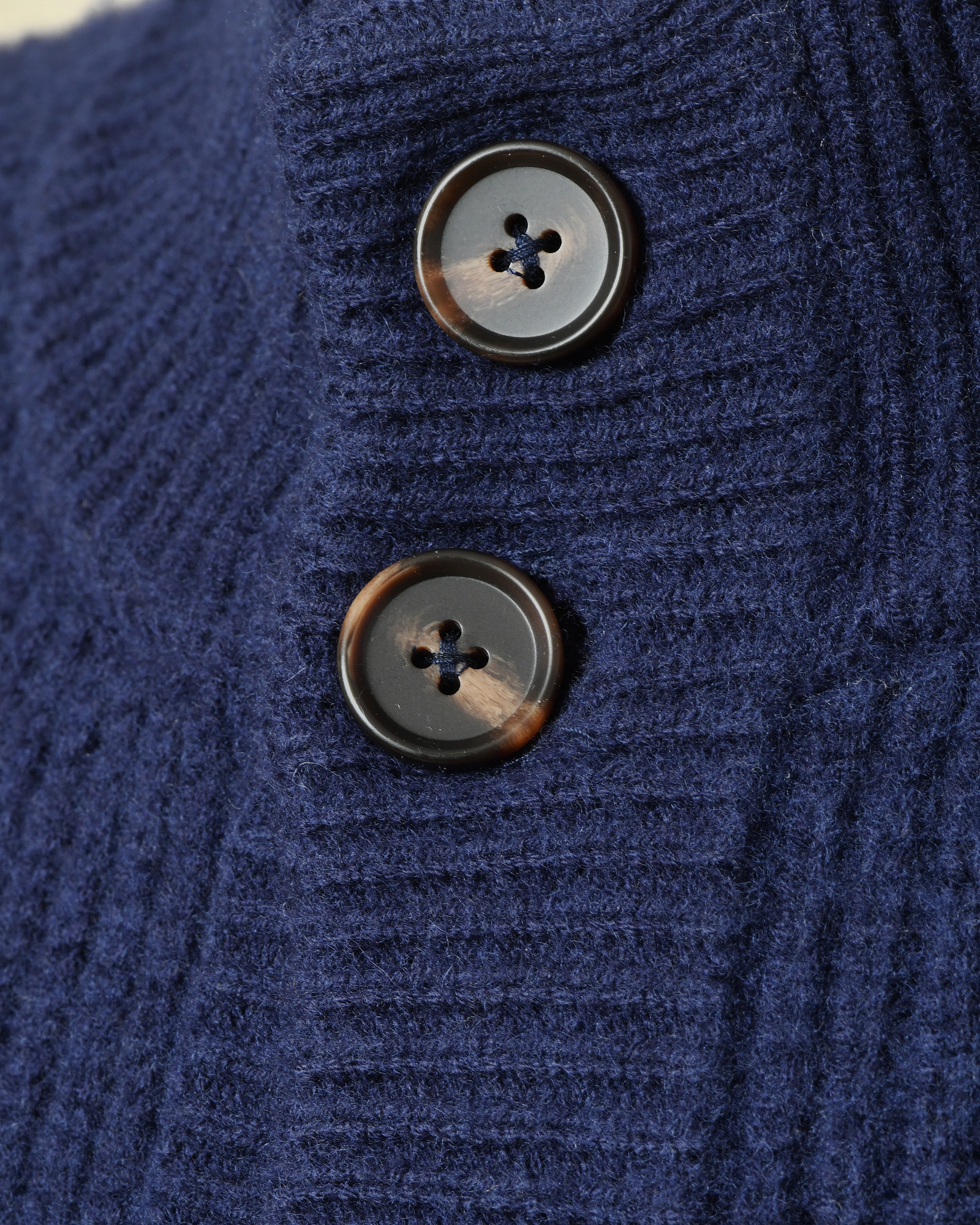 Gilet en laine bleu AT.P.CO