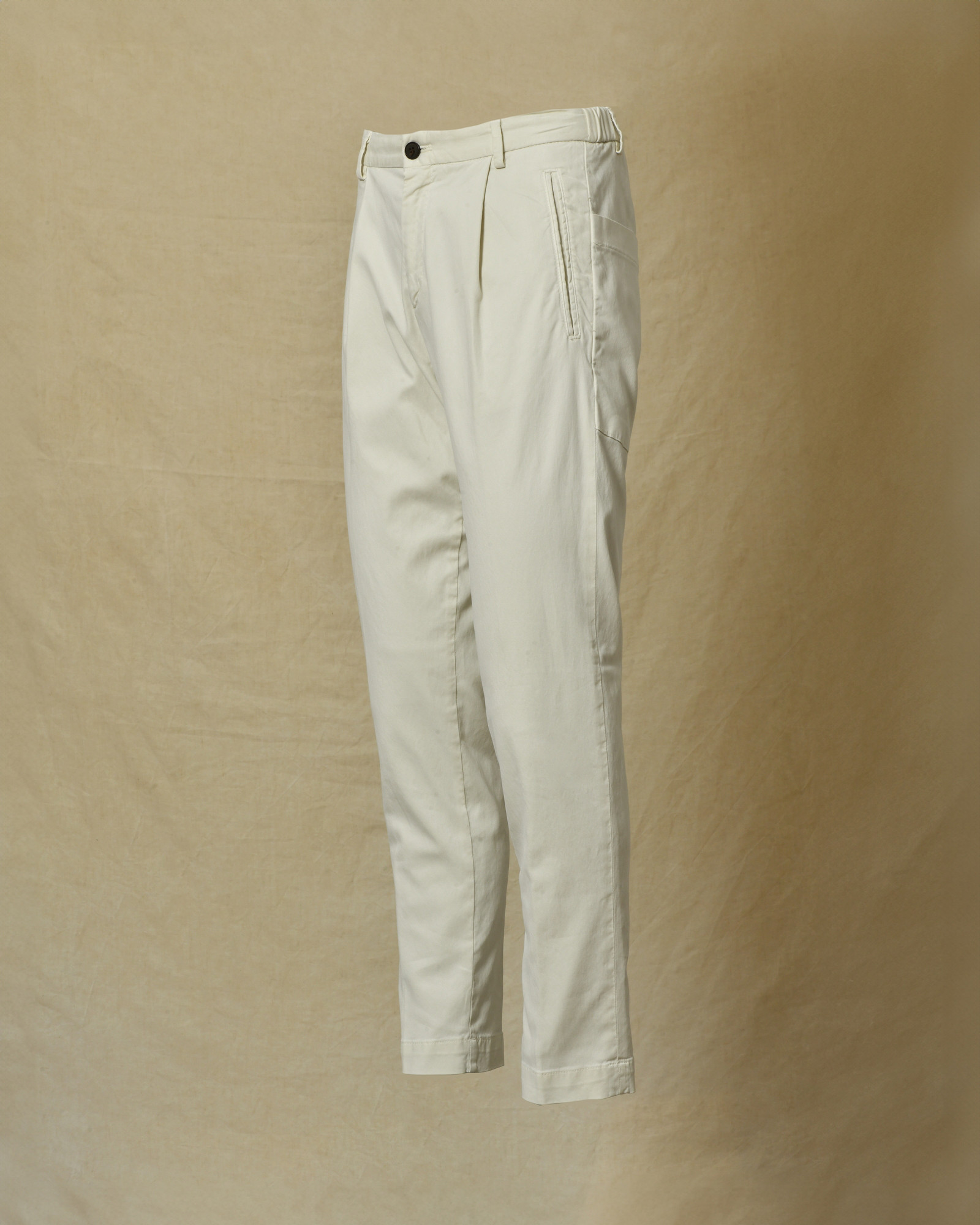 Pantalon régular ecru Outfit