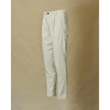 Pantalon régular ecru Outfit