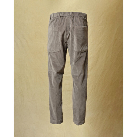 Pantalon en velours côtelé gris Outfit