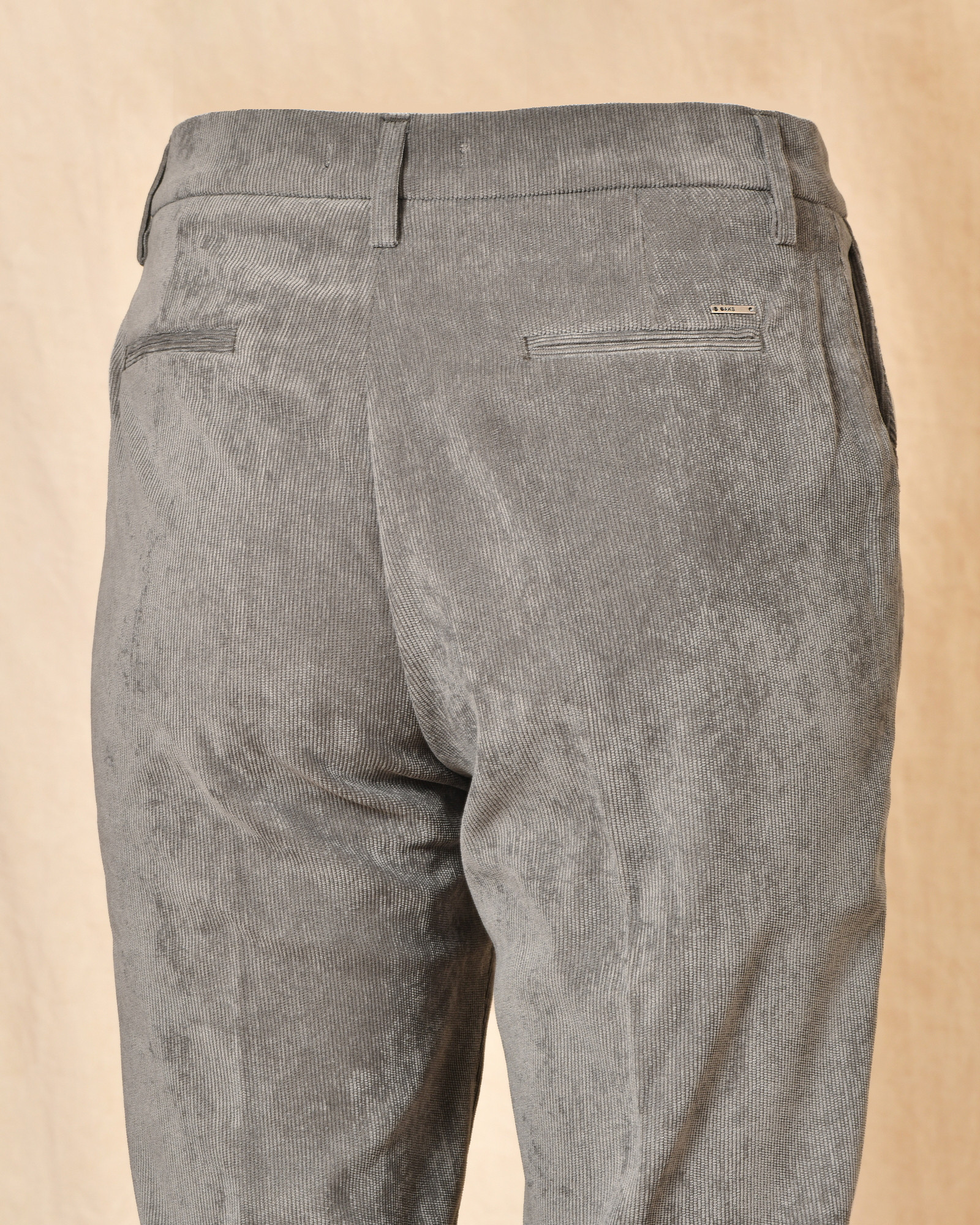 Pantalon en velours côtelé gris Re-Hash