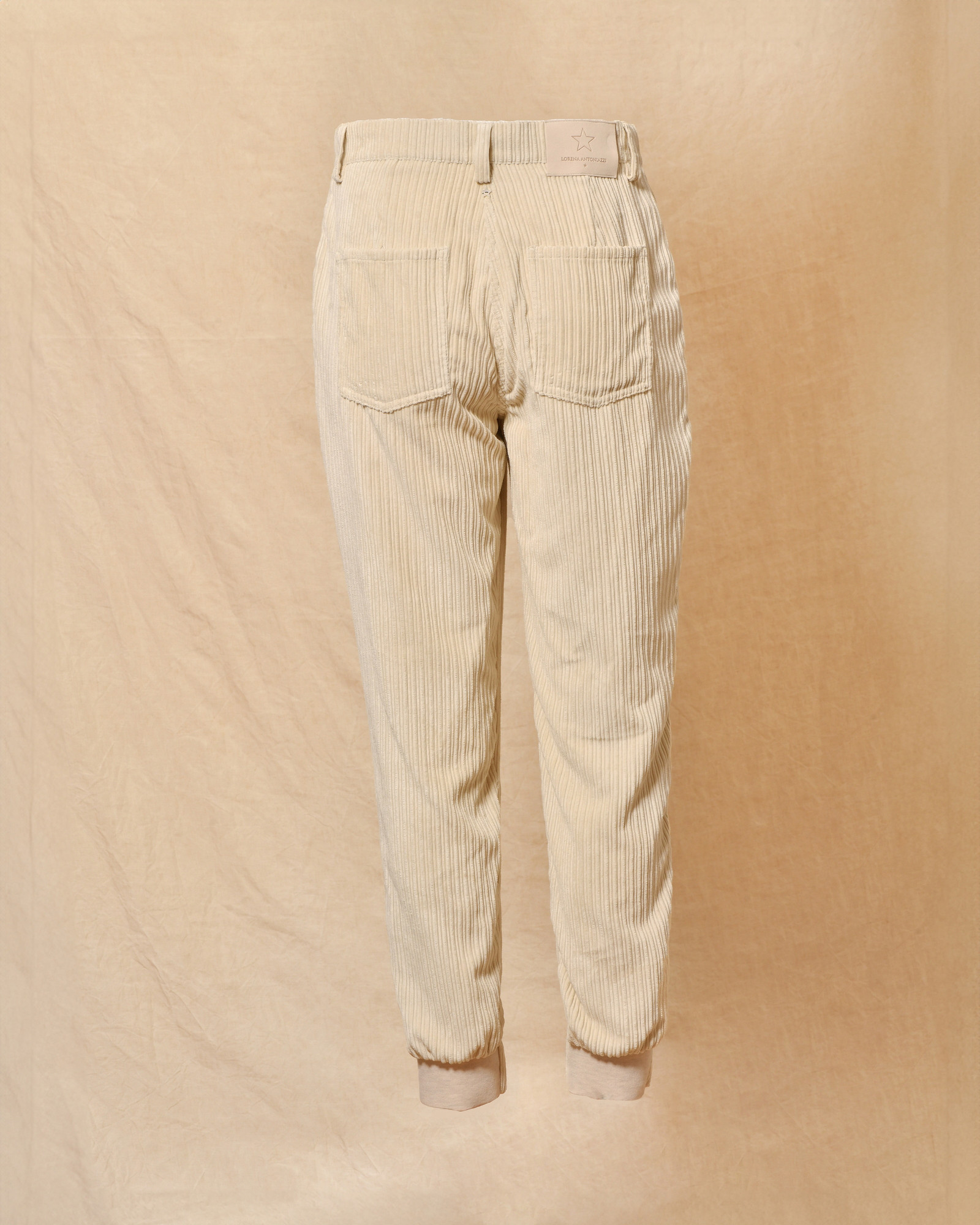 Pantalon en velours côtelé beige Lorena Antoniazzi