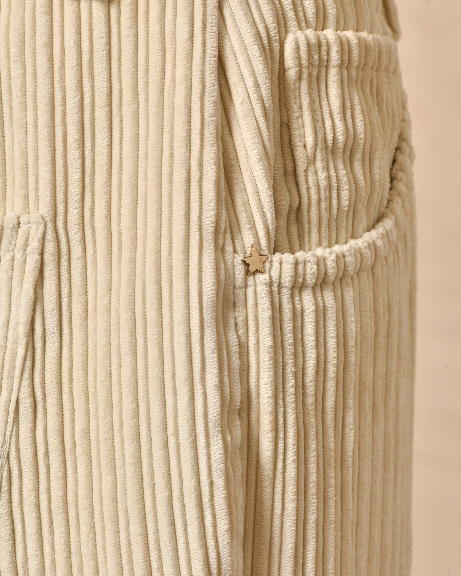 Pantalon en velours côtelé beige Lorena Antoniazzi