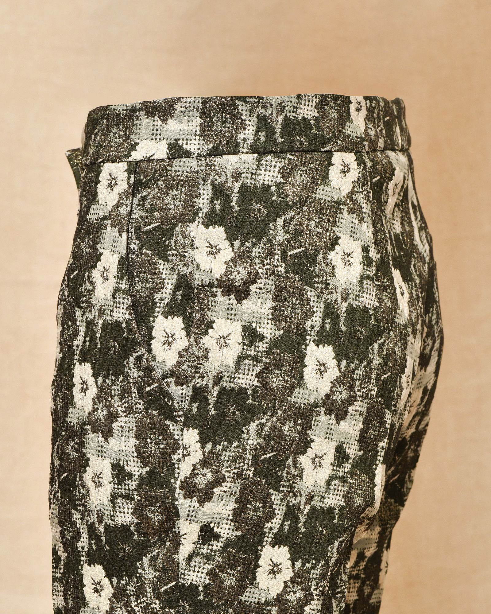 Pantalon kaki à motifs Blanca Luz