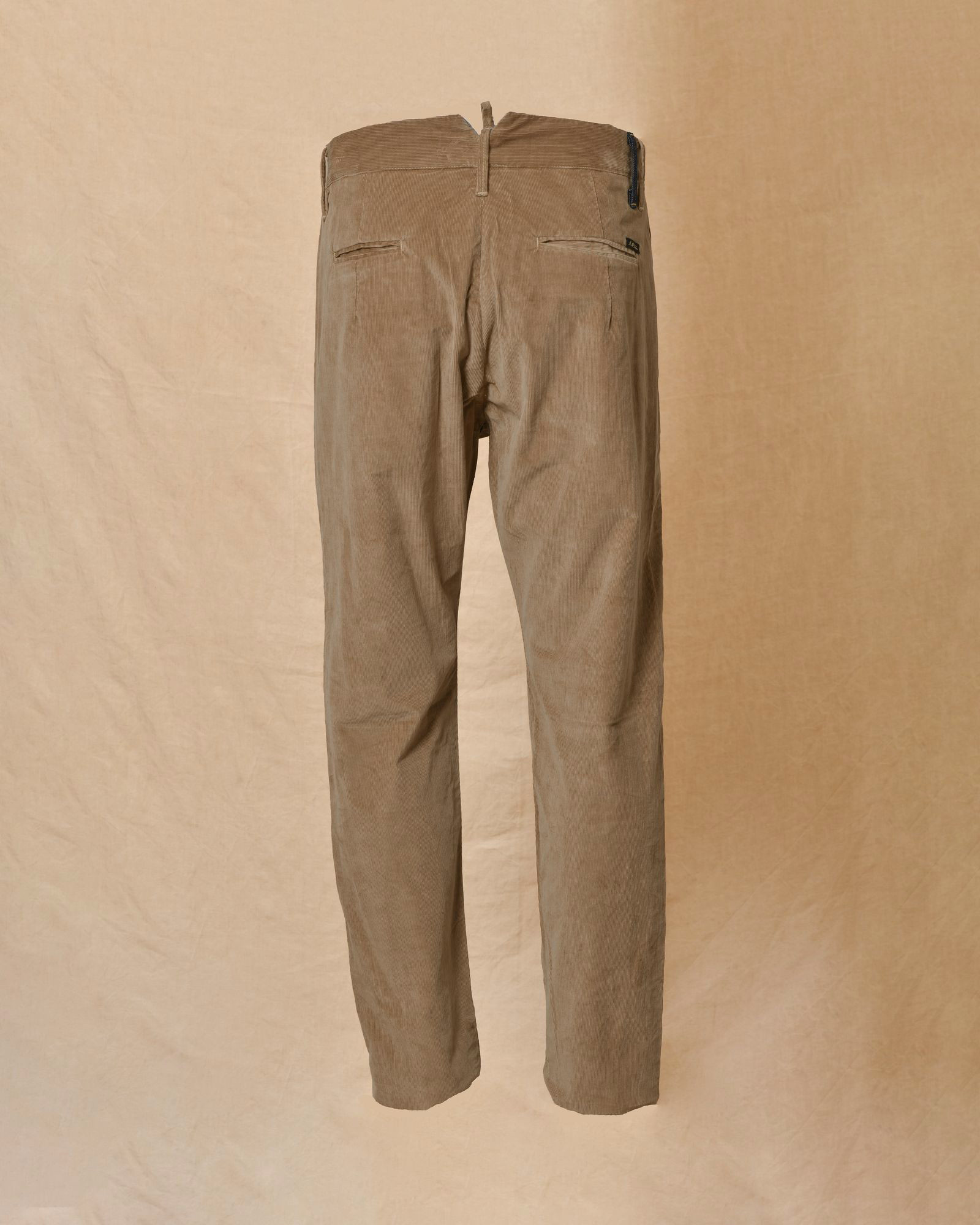 Pantalon en velours cotêlé beige Maurizio Massimino