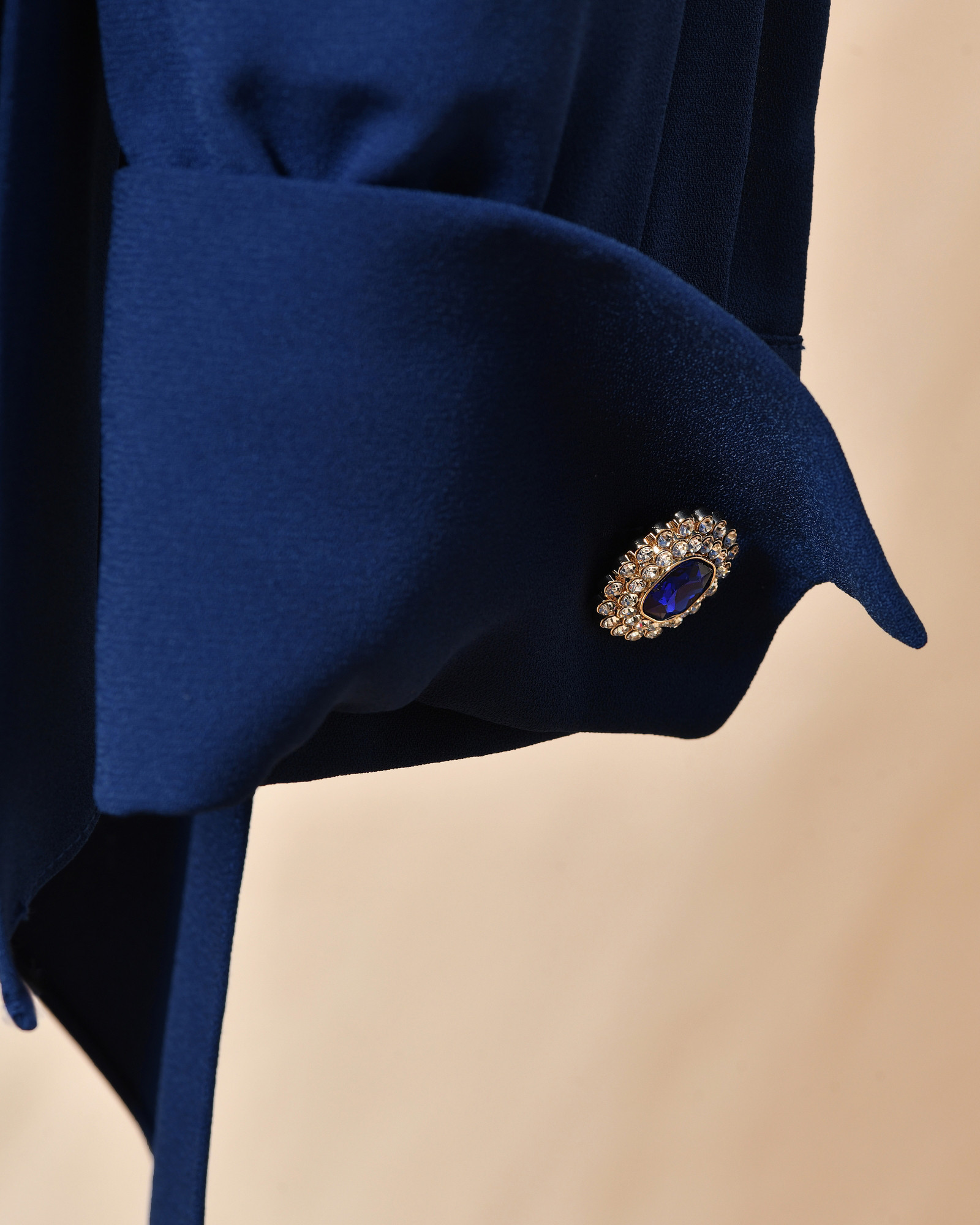 Top asymétrique bleu Edward Achour