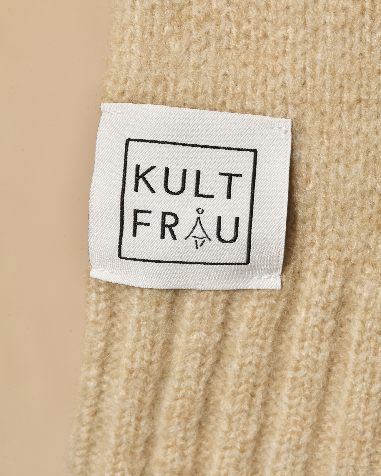 Gilet en maille beige Kultfrau