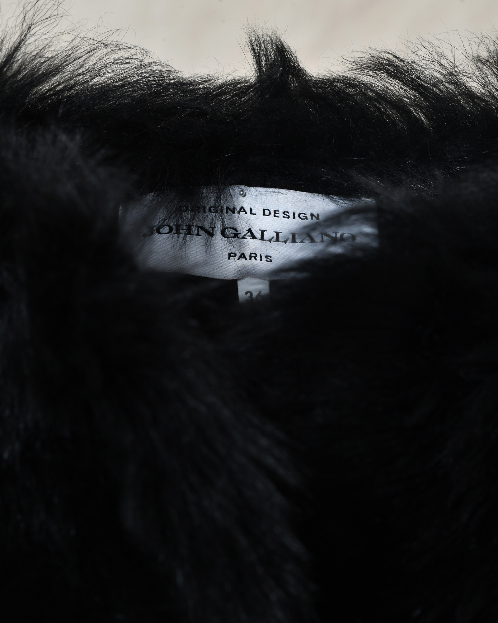 Veste en fourrure synthétique noir John Galliano