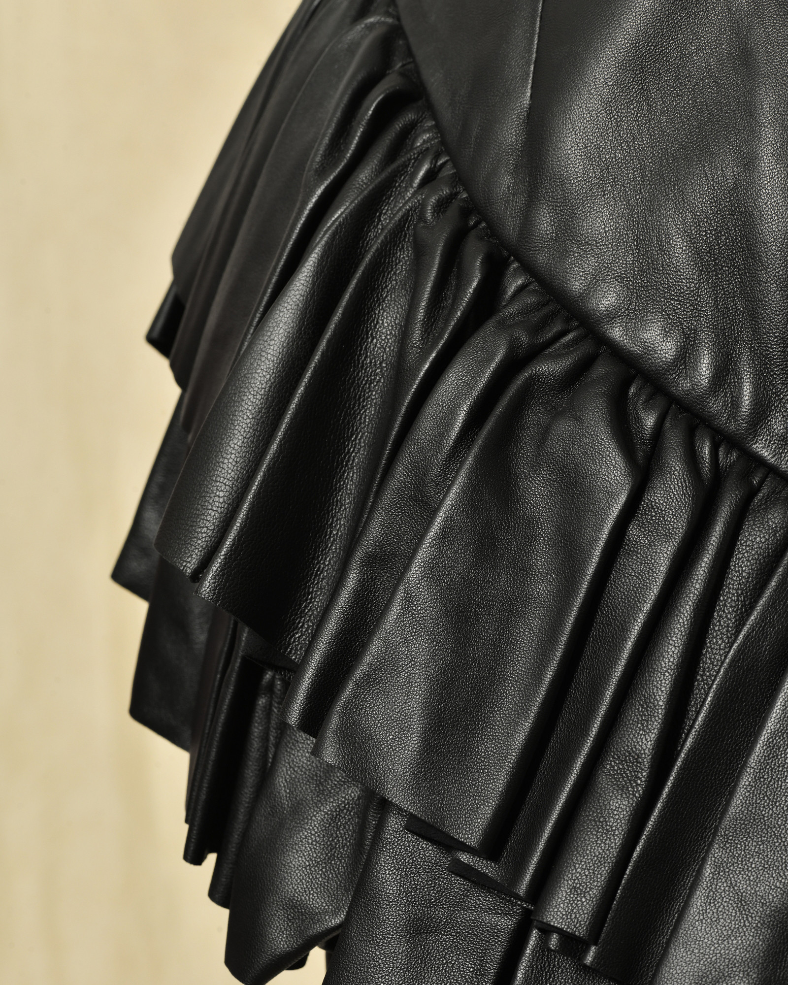 Jupe en cuir noir Balmain