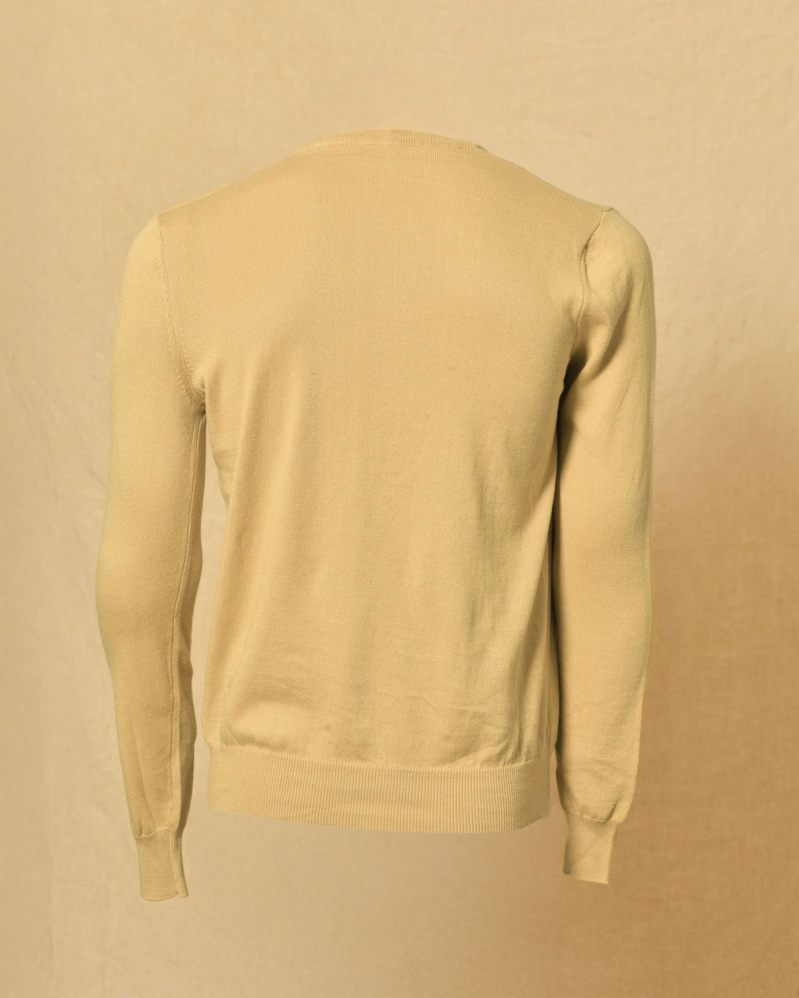 Pull en laine jaune Vneck