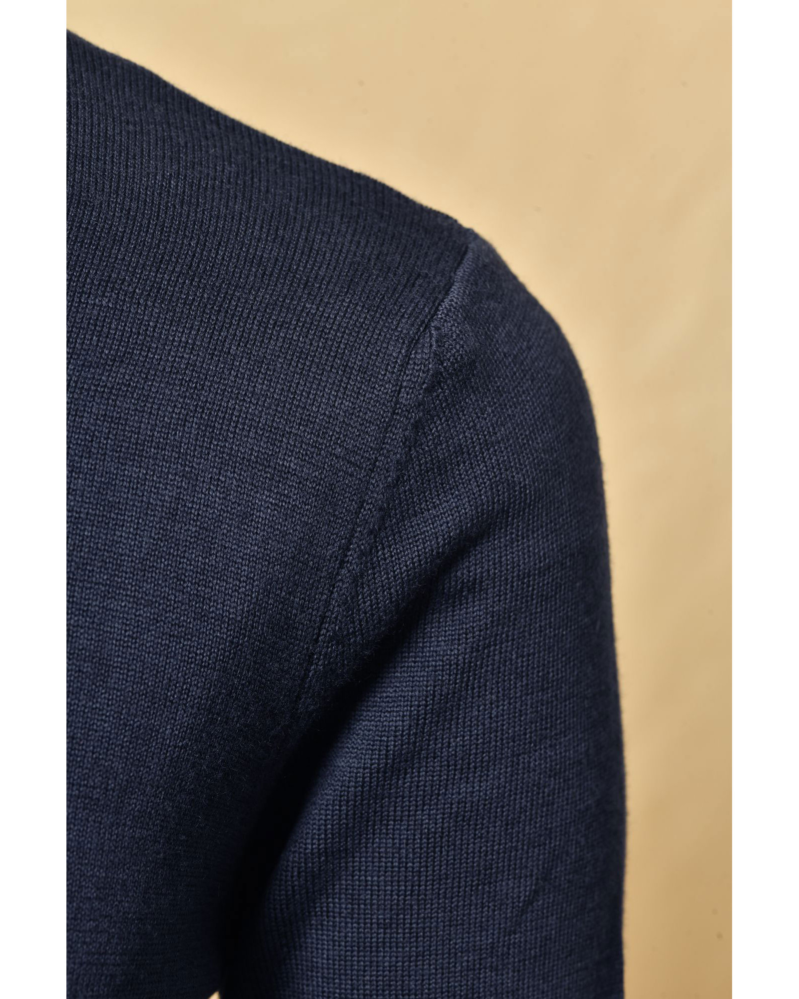 Pull en laine bleu Vneck