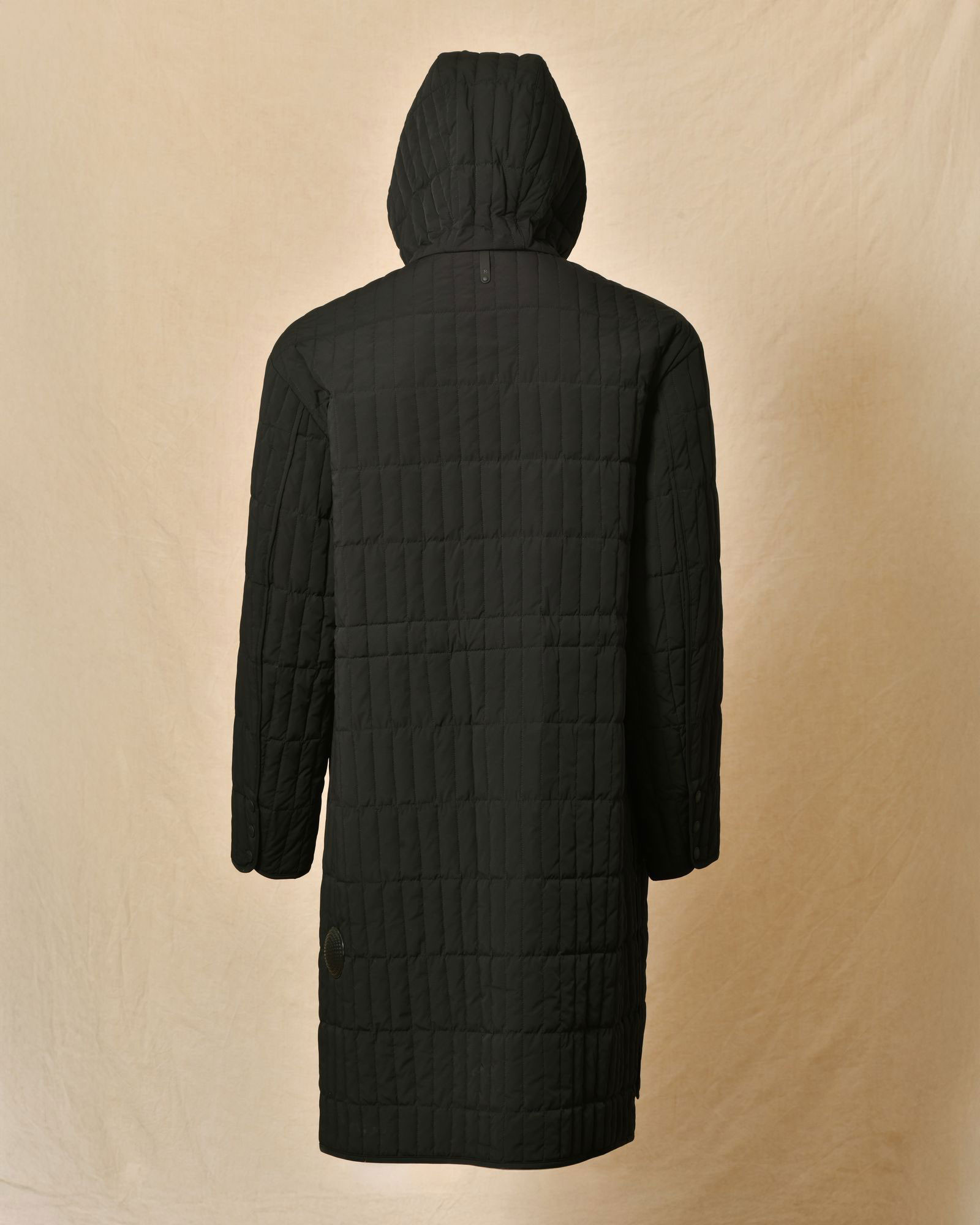 Manteau matelassé à capuche noir Mackage