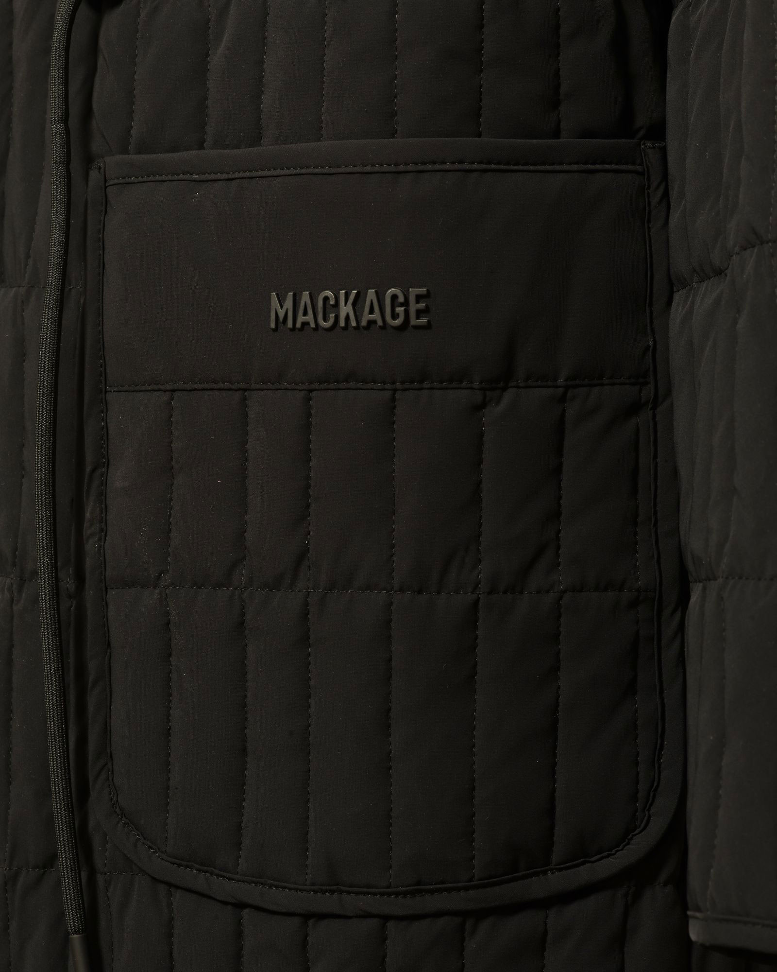 Manteau matelassé à capuche noir Mackage