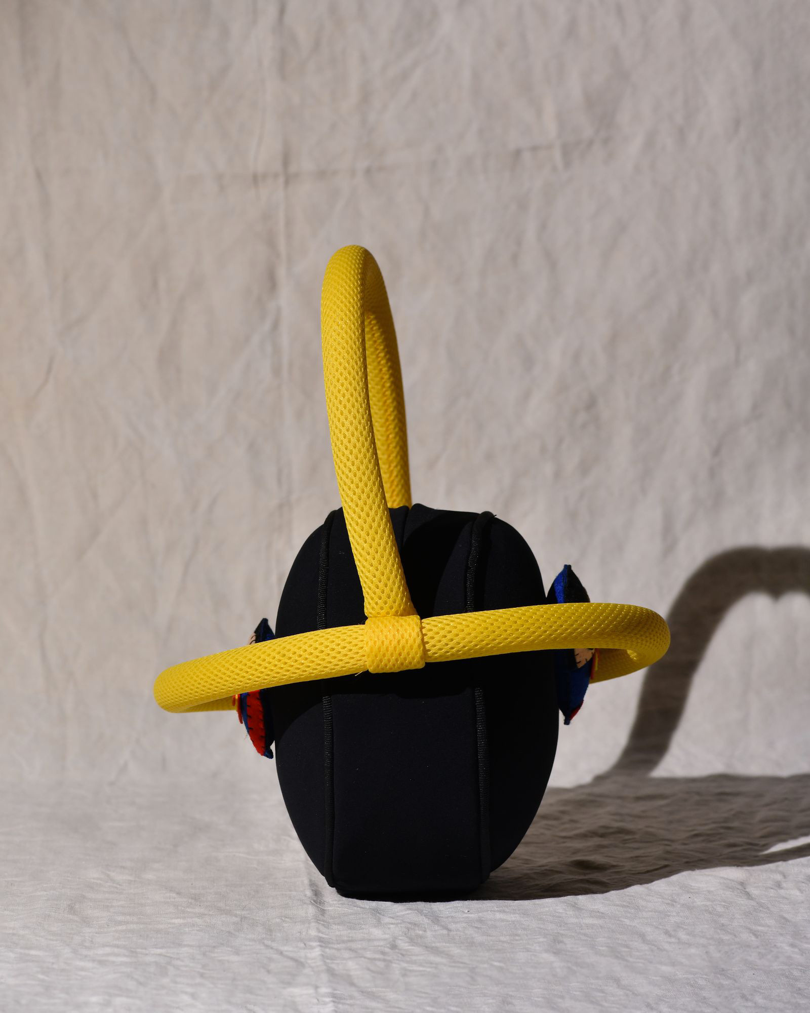 Sac à main rond design à broderie super-héros La Milanesa