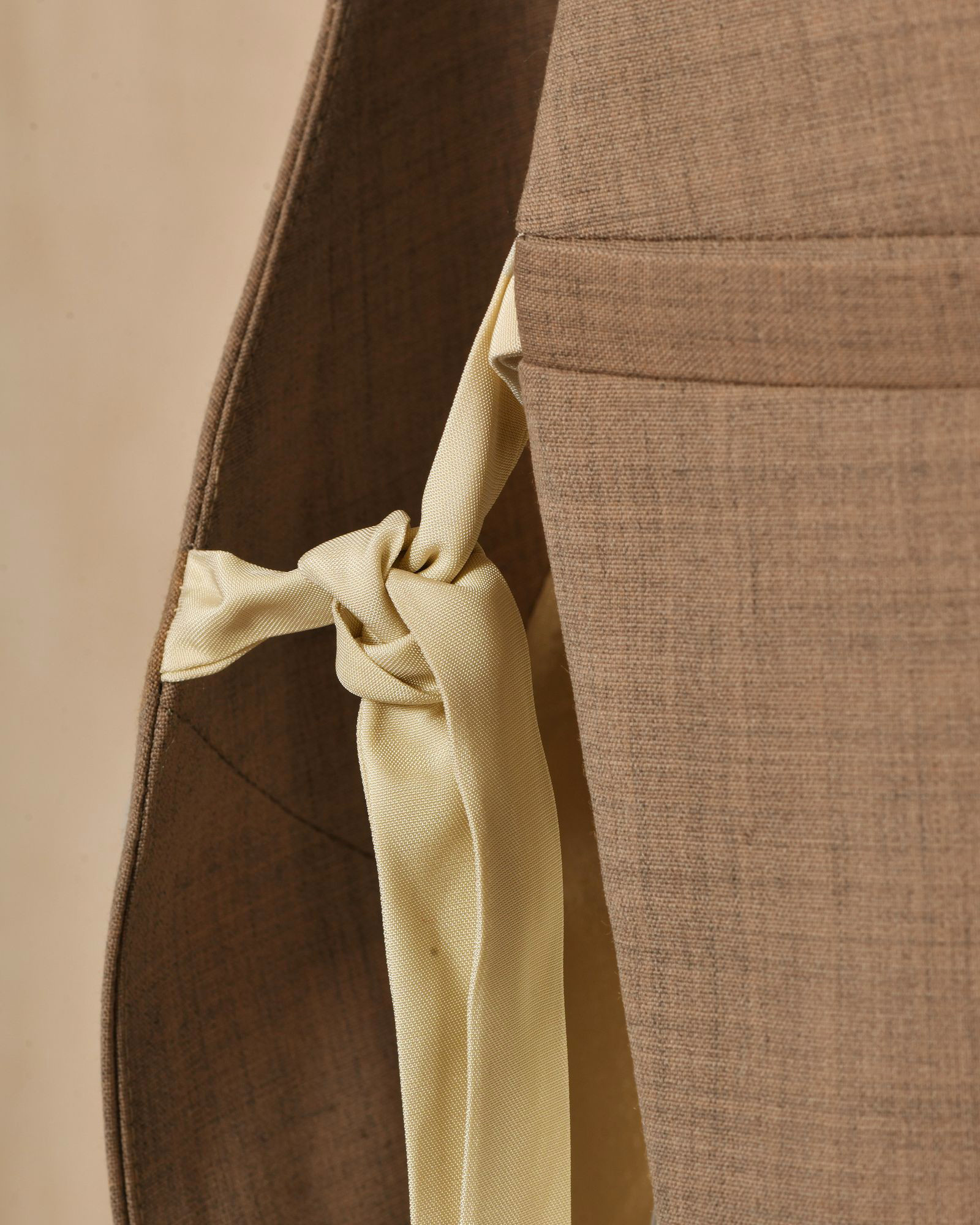 Veste tailleur sans manches beige à col contrastant Malloni