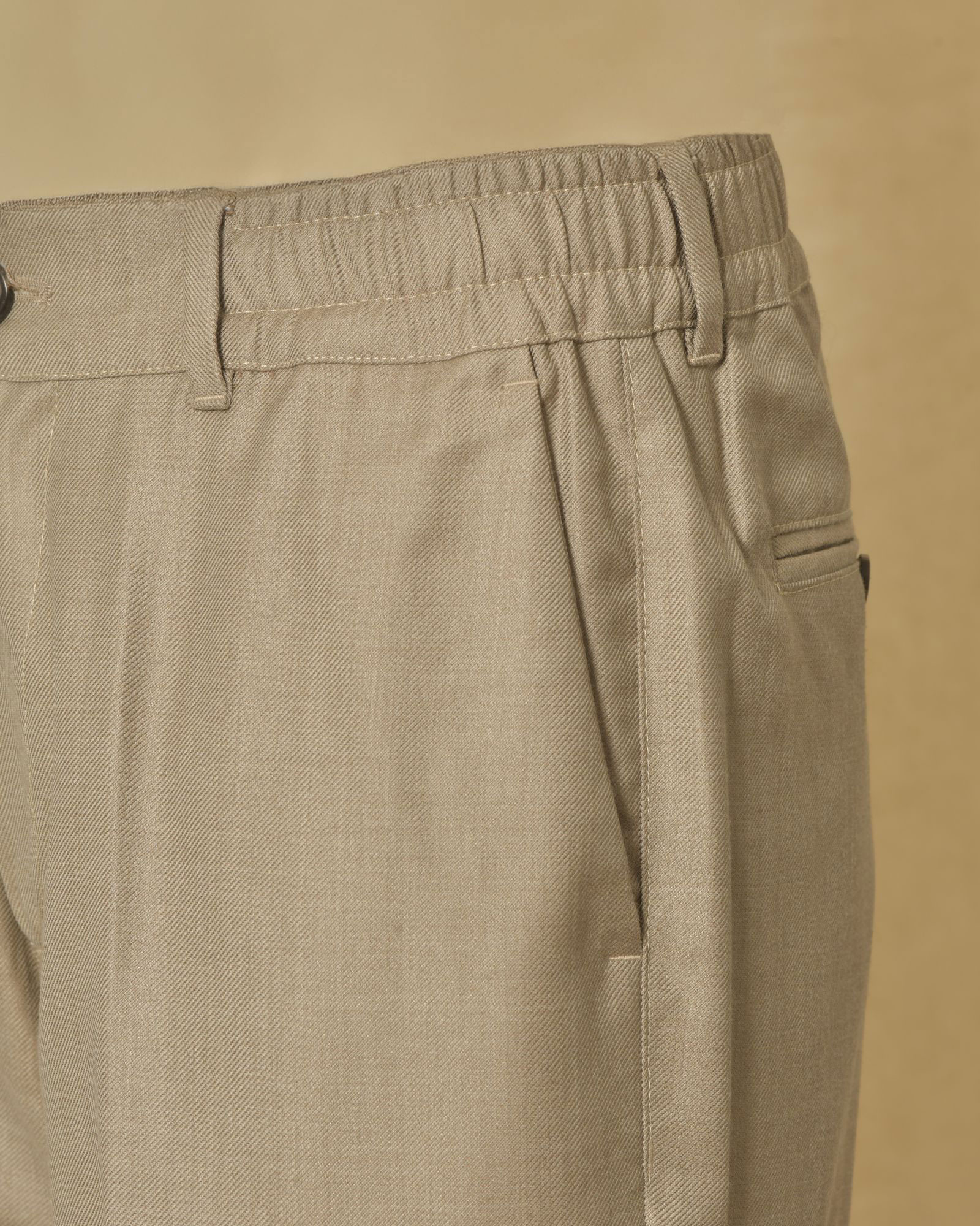 Pantalon en laine beige Cruna