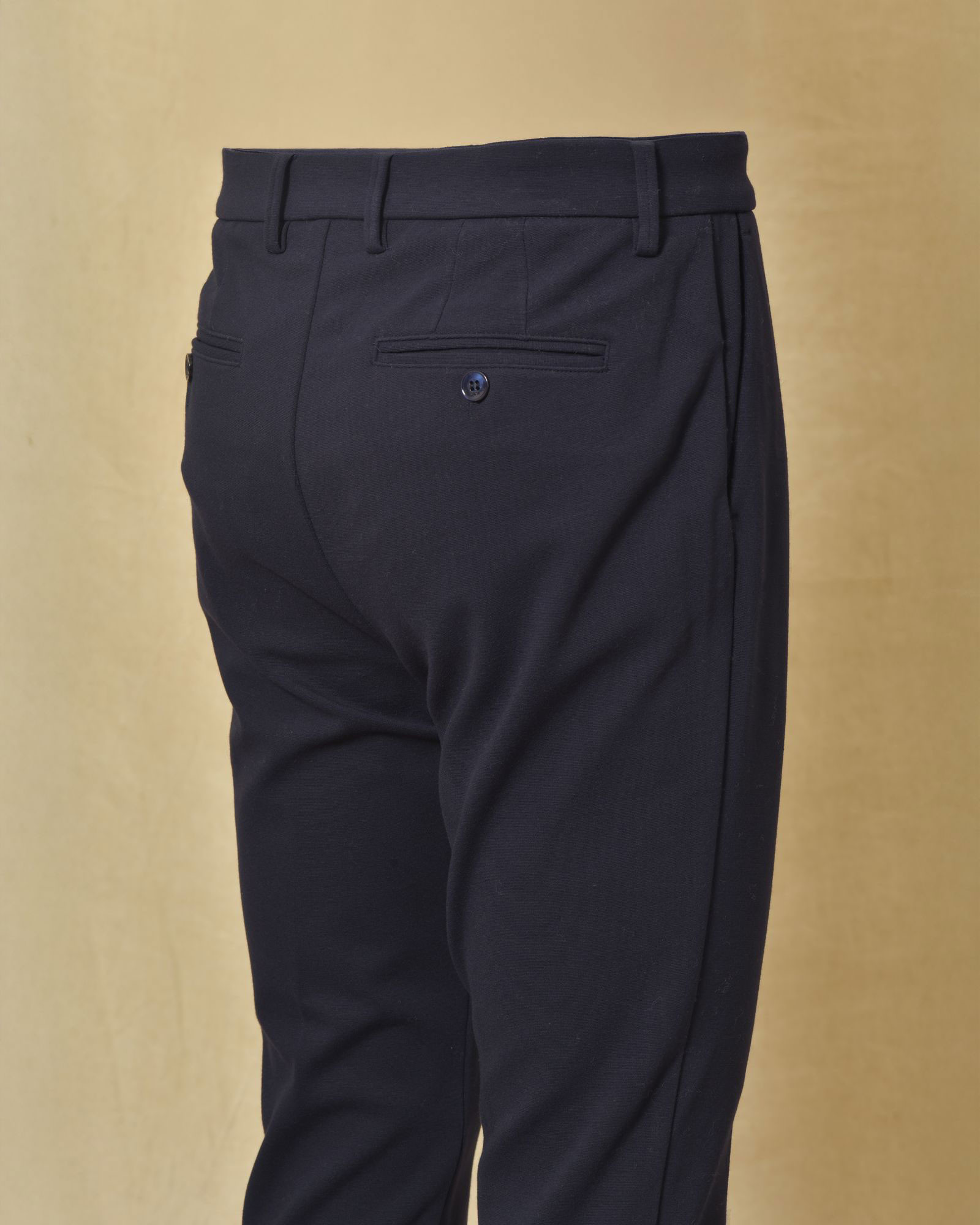 Pantalon bleu marine Cruna