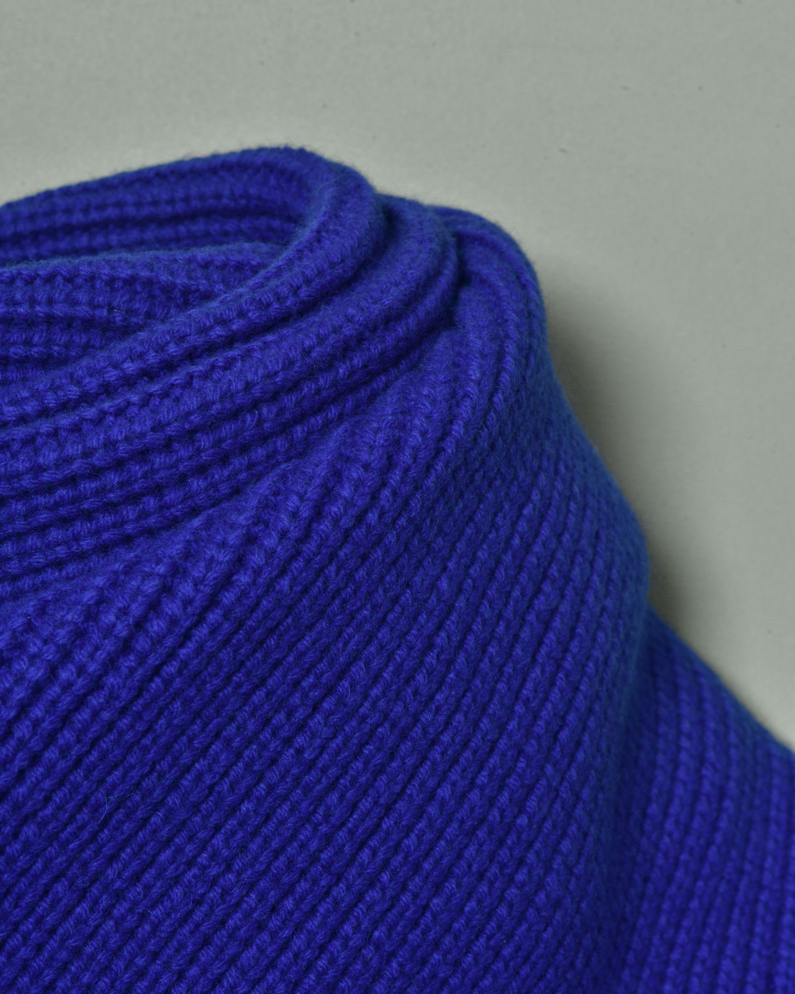 Echarpe en laine bleu Cruna