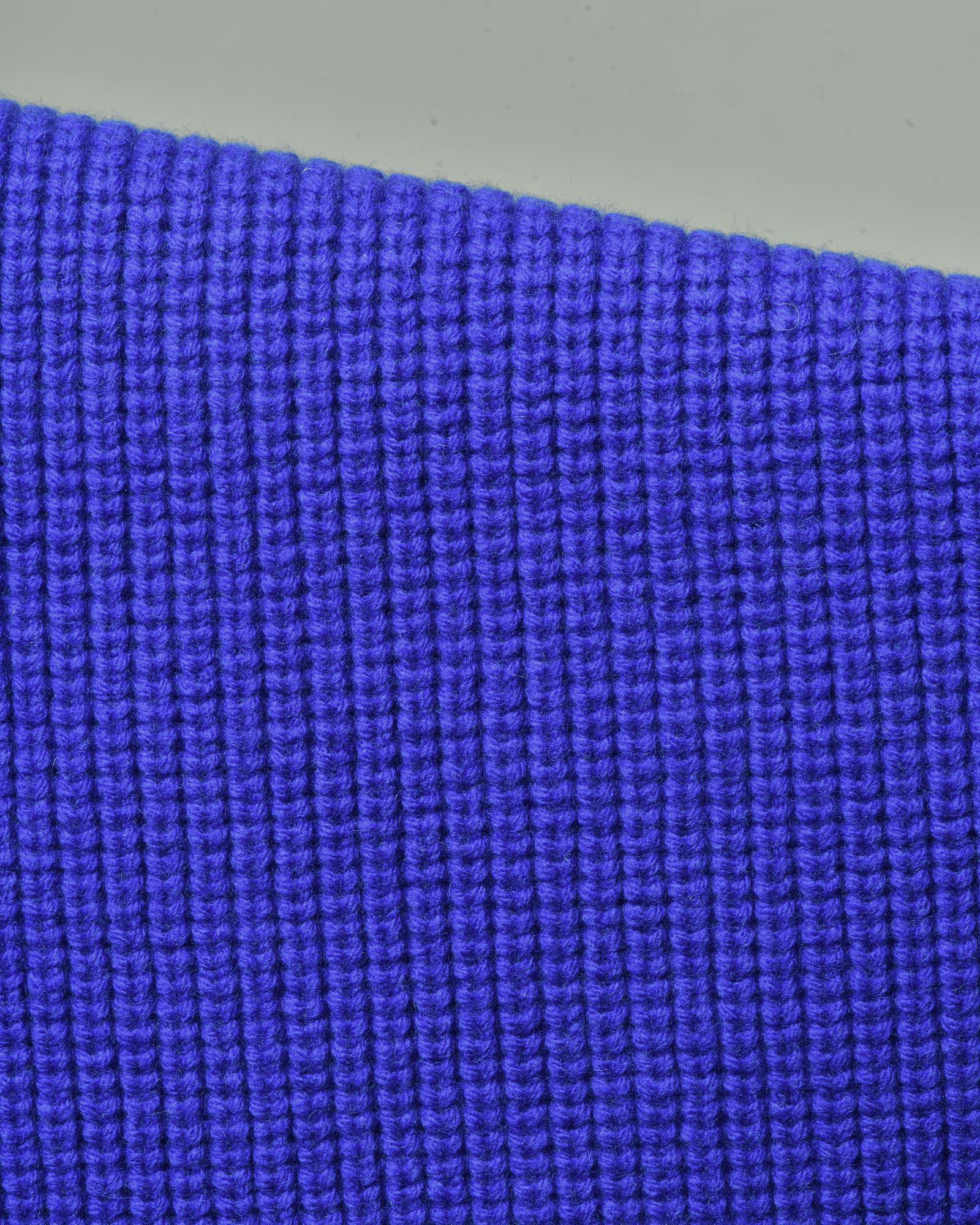 Echarpe en laine bleu Cruna