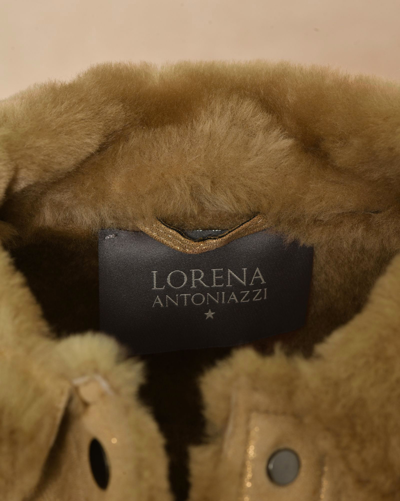 Veste en peau lainée effet suédé Lorena Antoniazzi