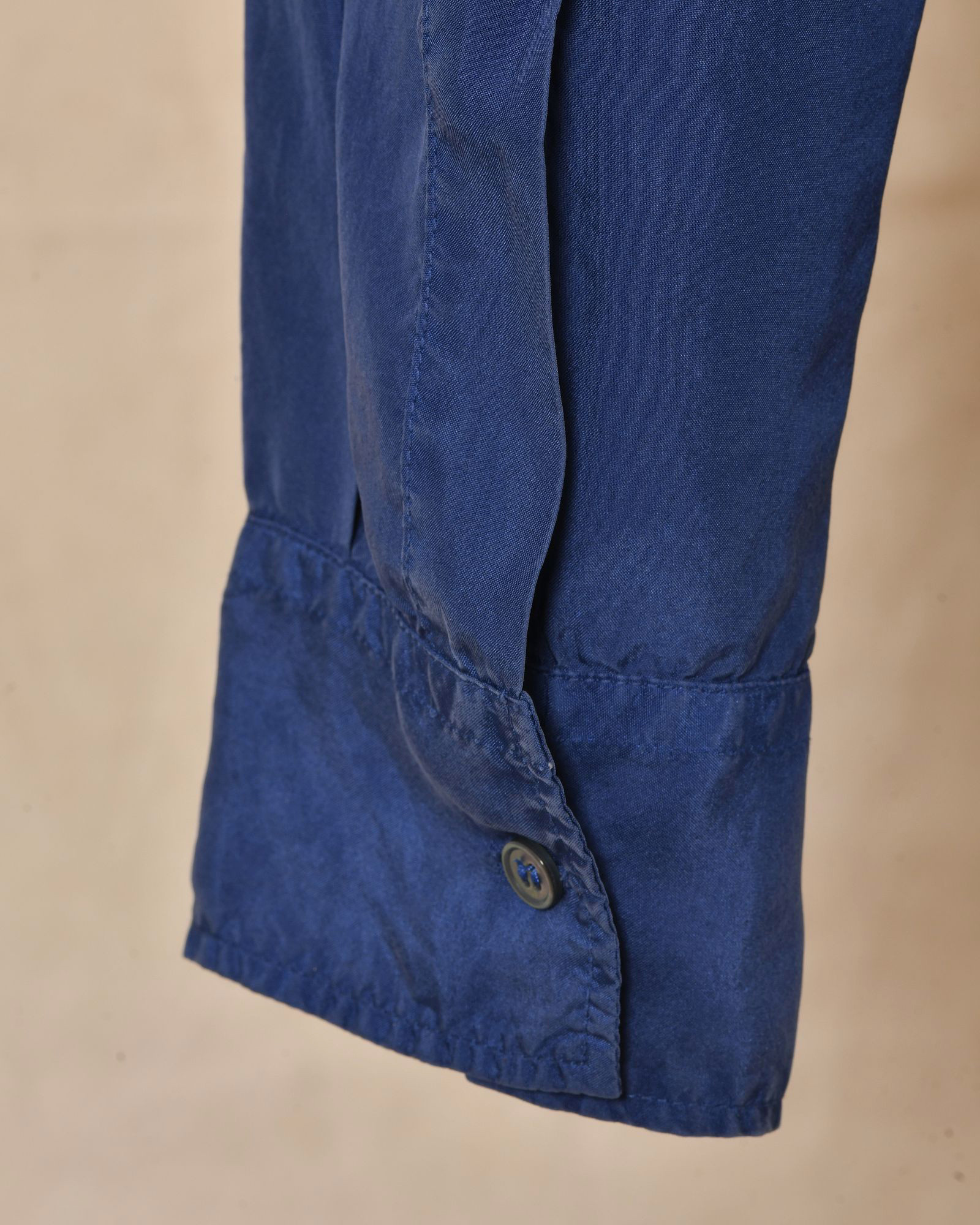 Chemisier en soie bleu Pomandère