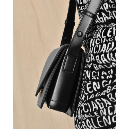 Sac en cuir lisse à rabat enveloppe Liviana Conti