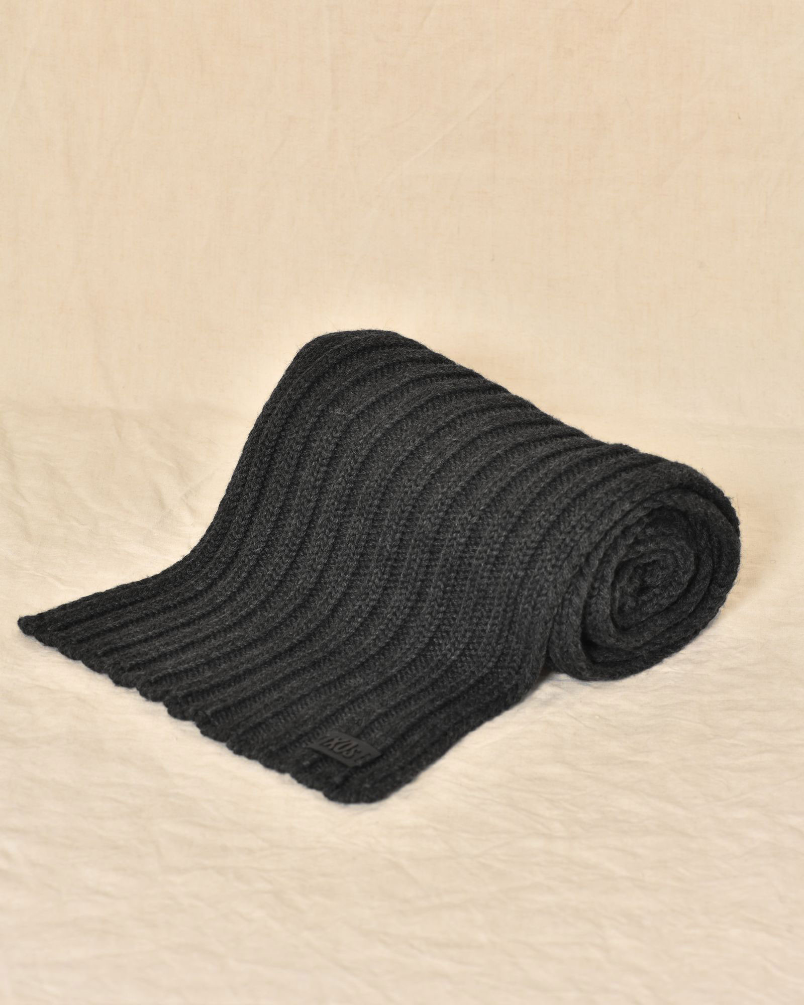 Echarpe en laine grise Ixos