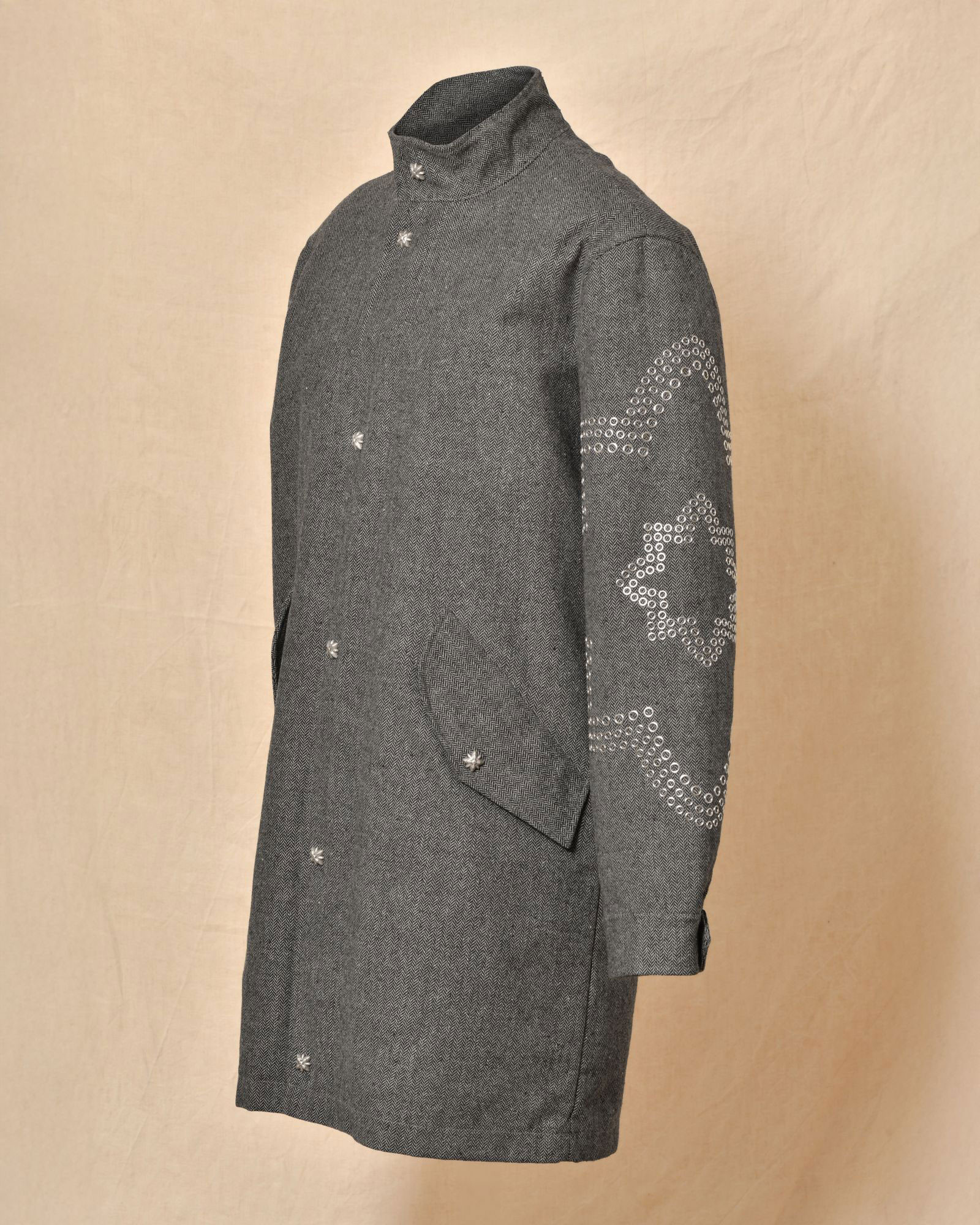 Manteau doudoune à œillets fantaisie gris John Richmond