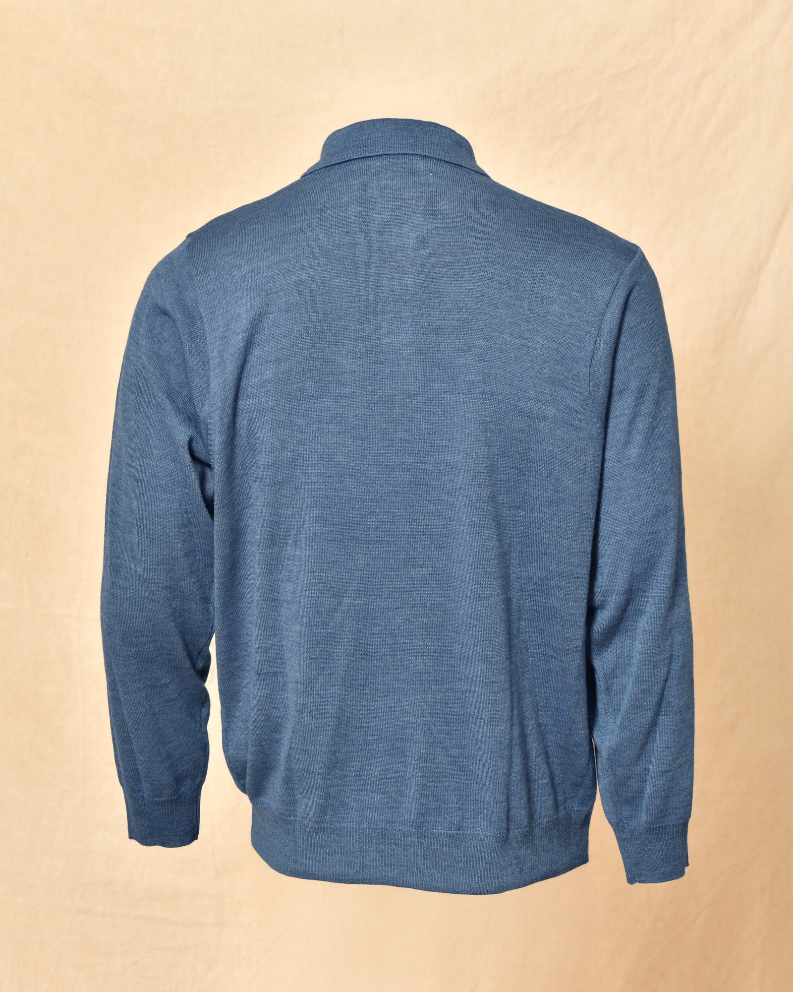 Pull en laine bleue Vneck