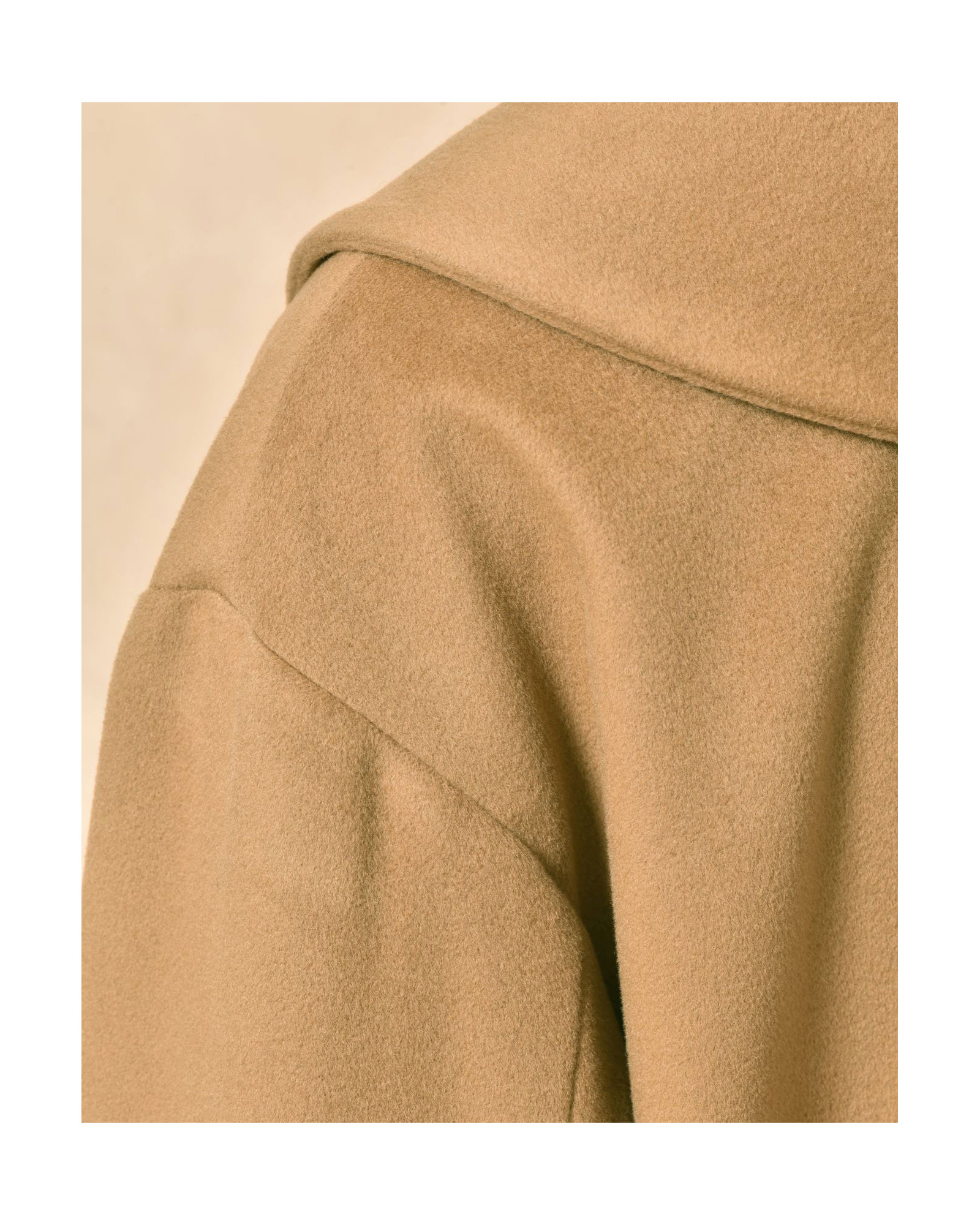 Manteau camel à double boutonnage Valentino