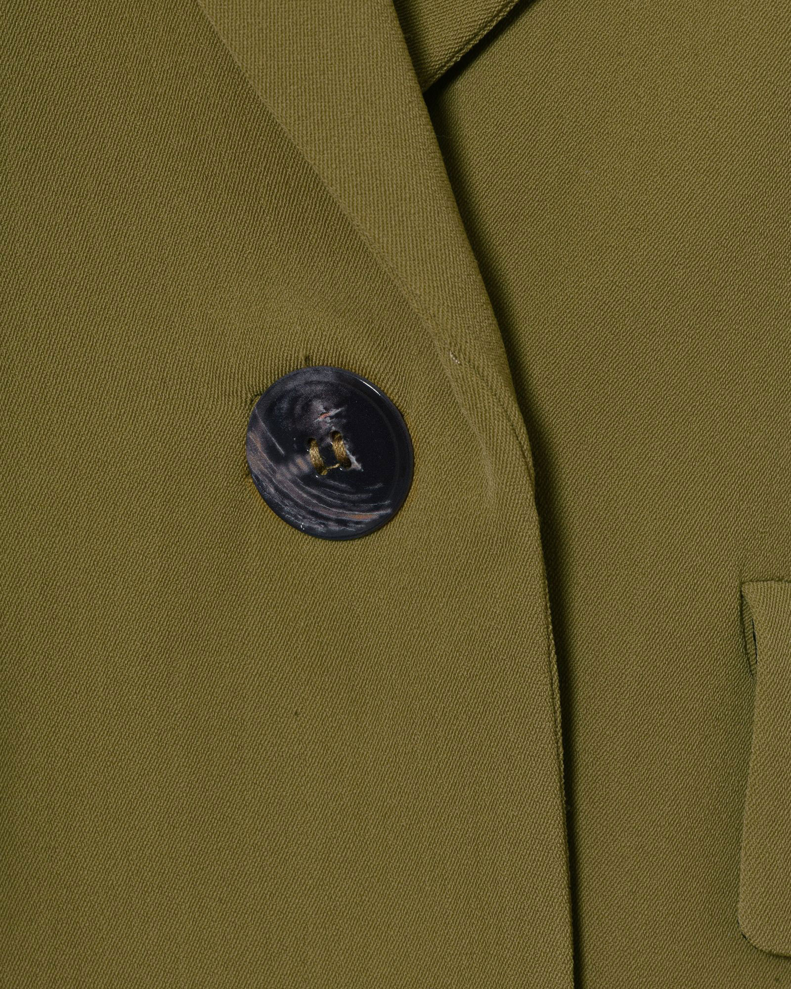 Veste cintrée en crêpe kaki Momoni