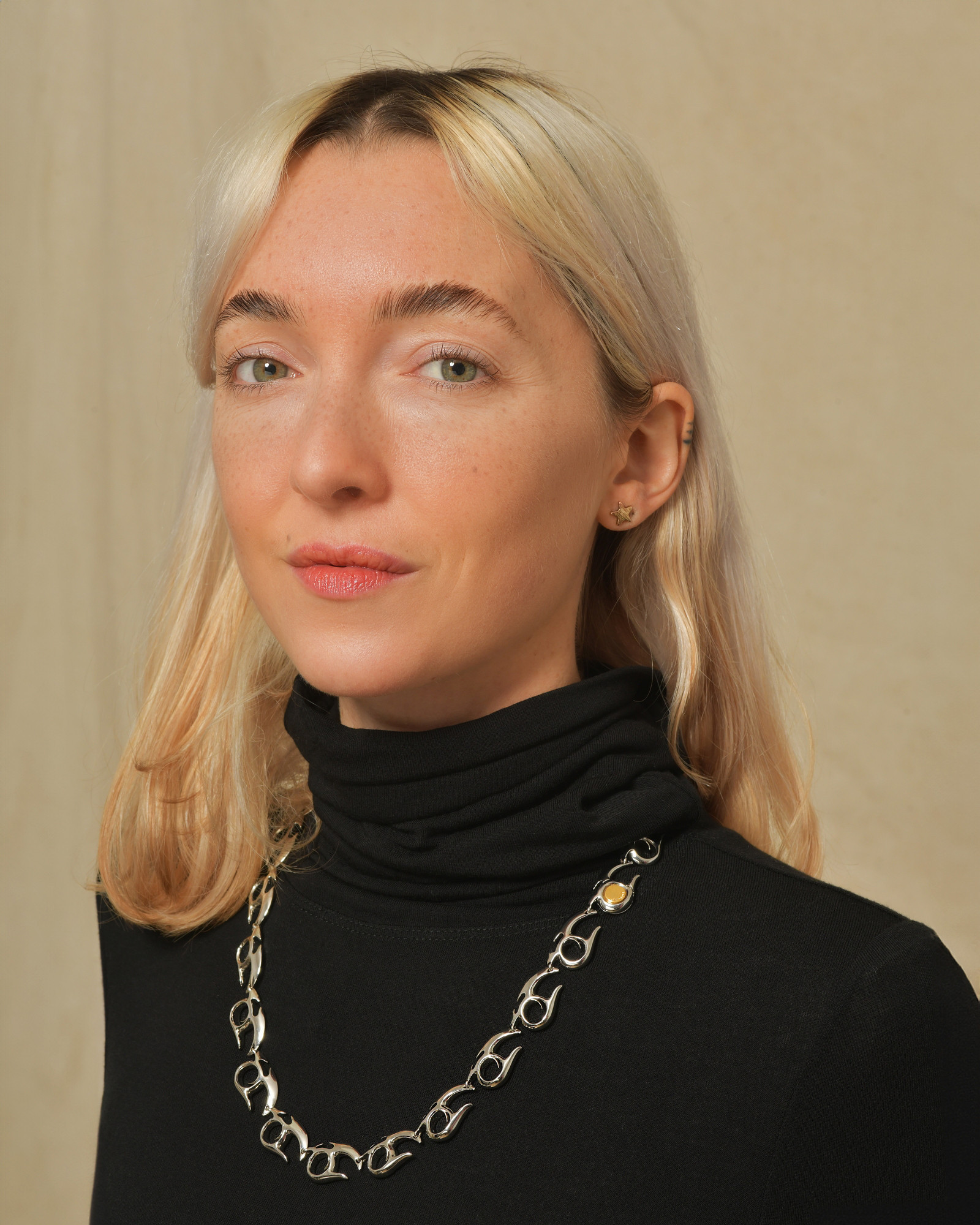 Collier maillons sculpturaux en argent Ambush