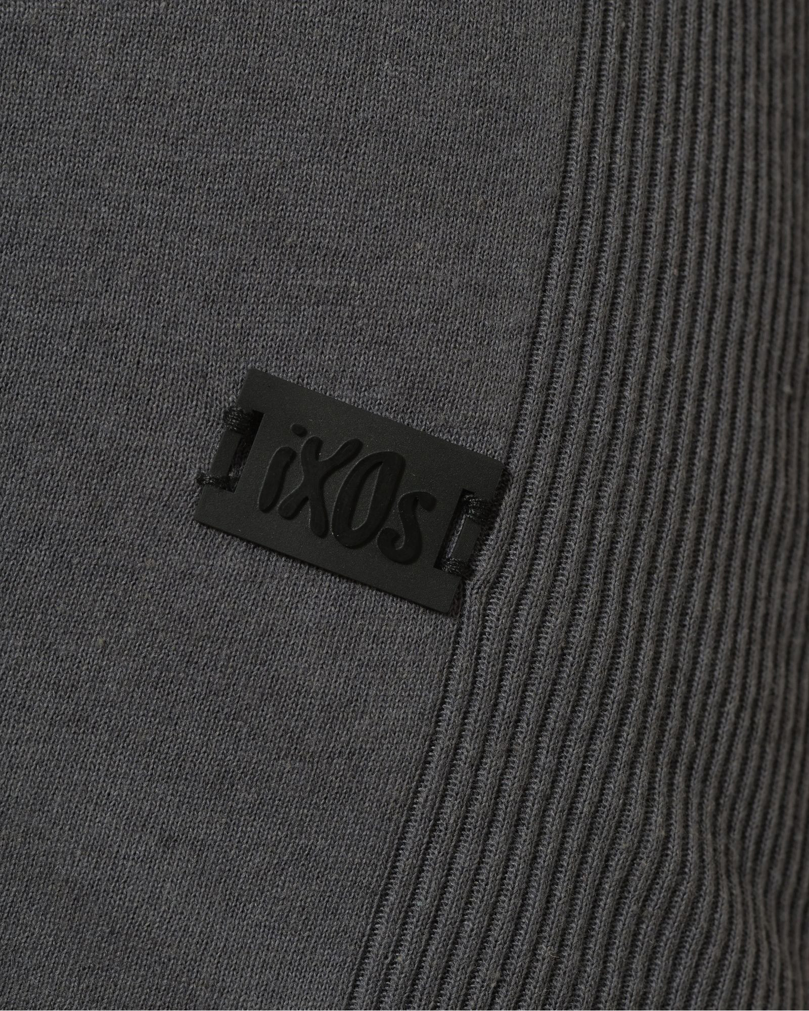 Pull en maille à manches courtes Ixos