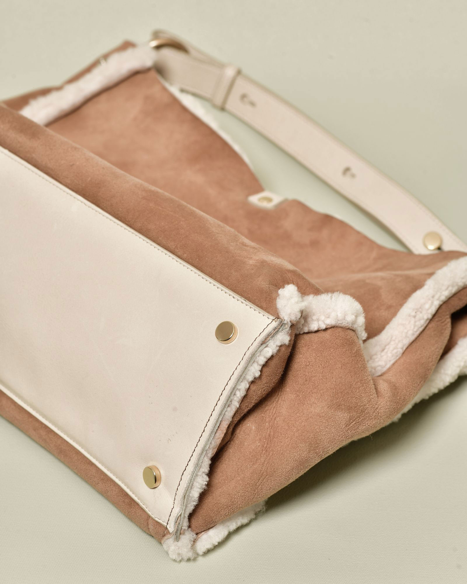 Sac porté épaule en daim camel Carditosale