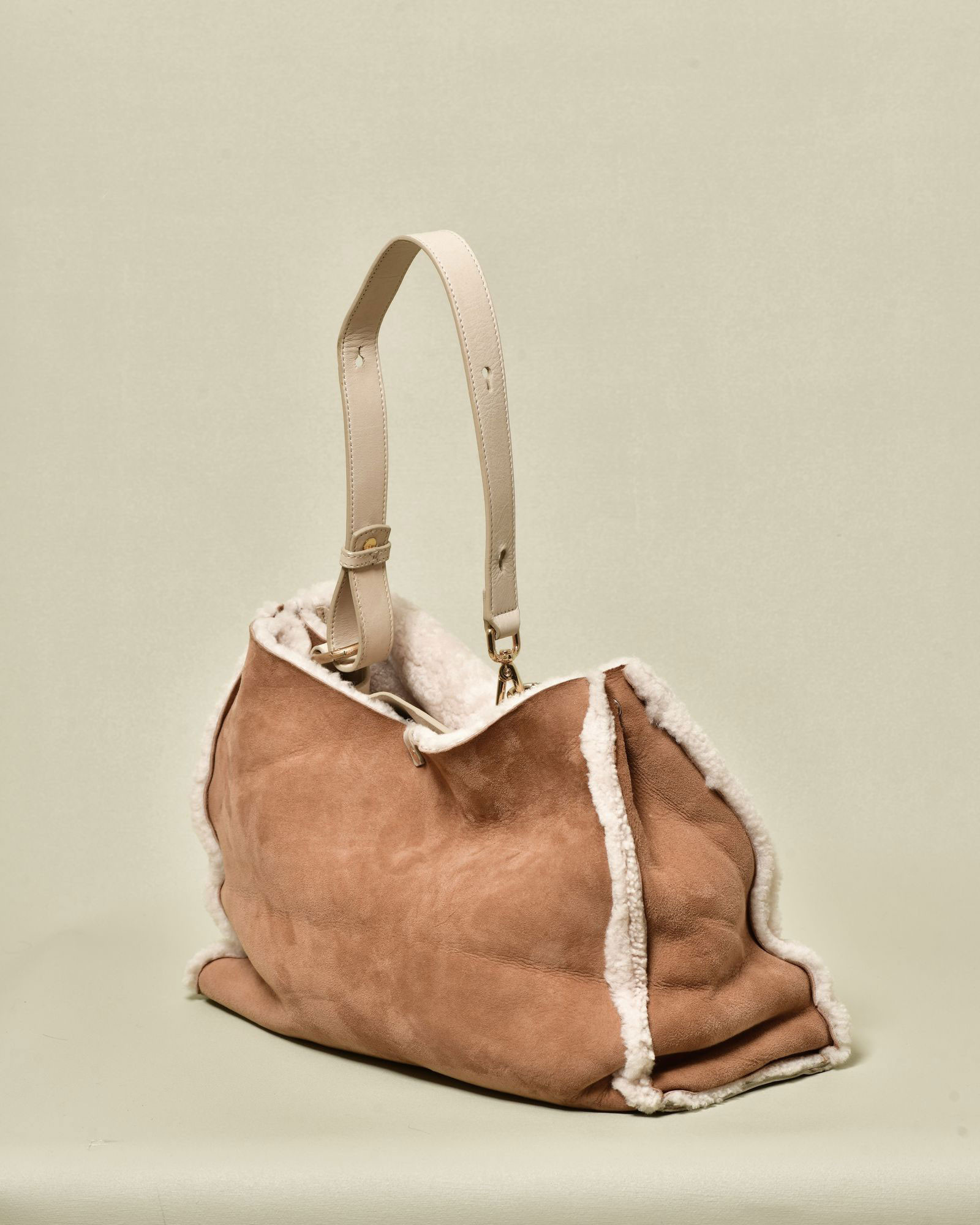 Sac porté épaule en daim camel Carditosale