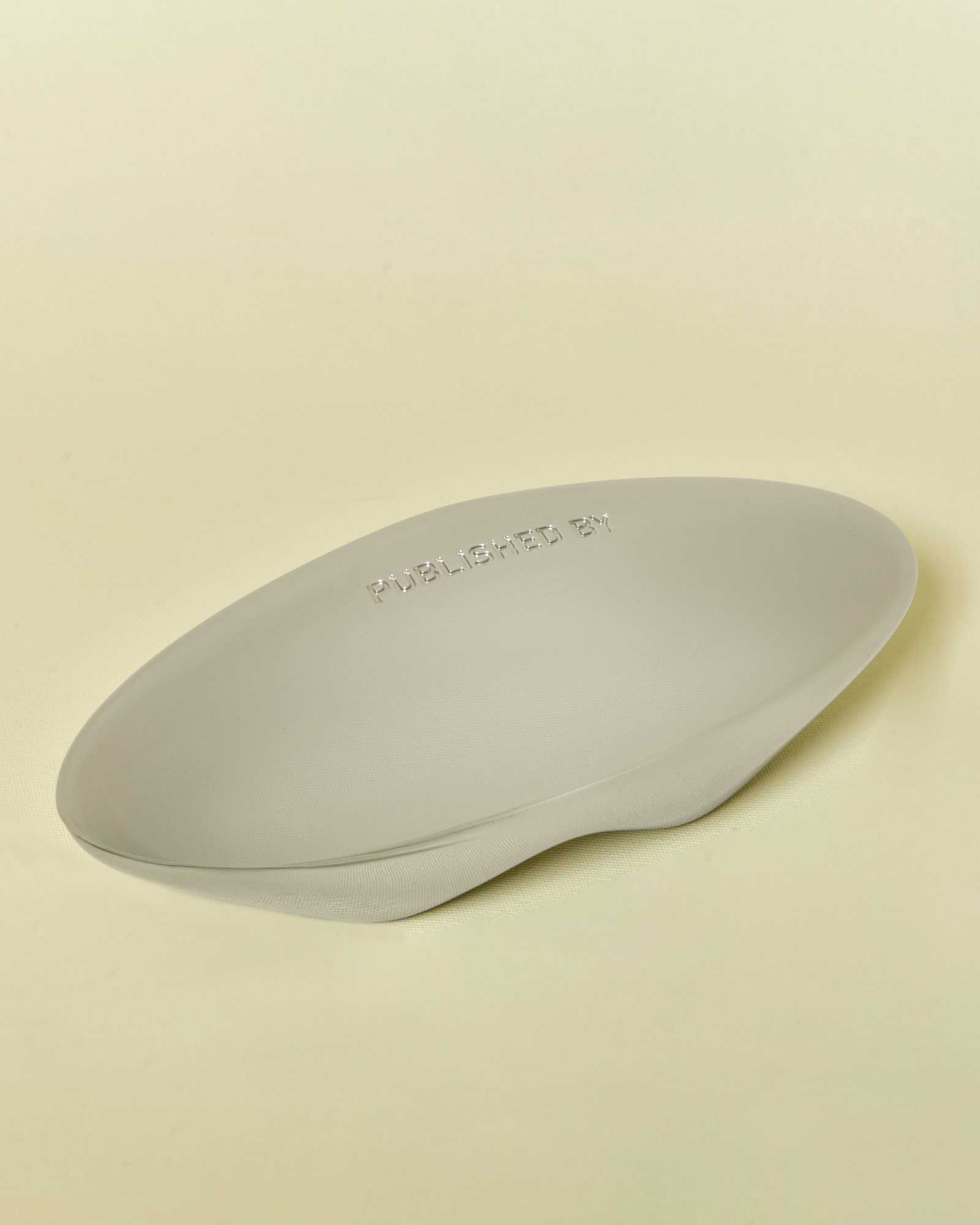 Bougeoir pliable chromé Published by