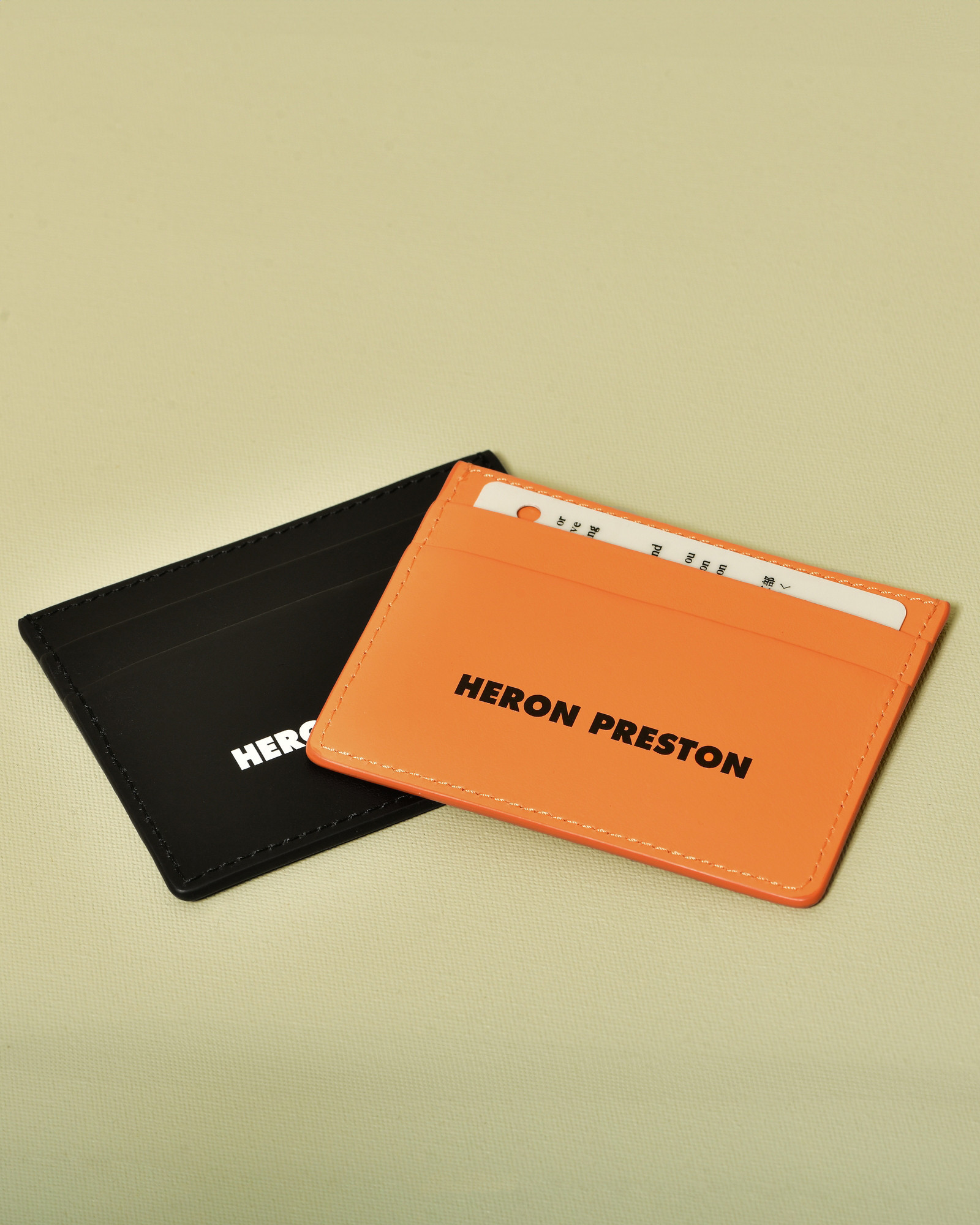 Portes cartes en cuir Heron Preston