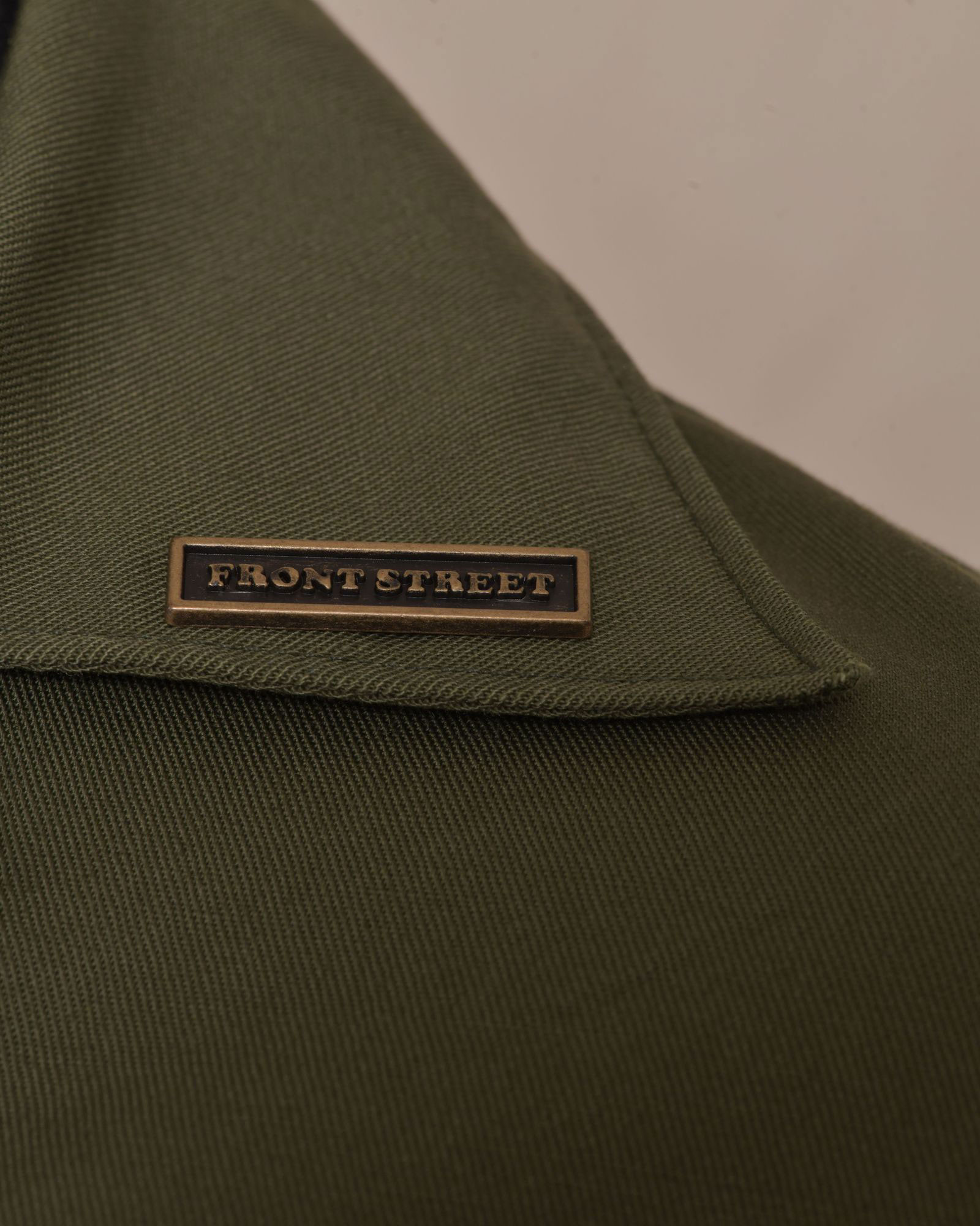 Chemise en coton kaki à imprimé animé Front Street