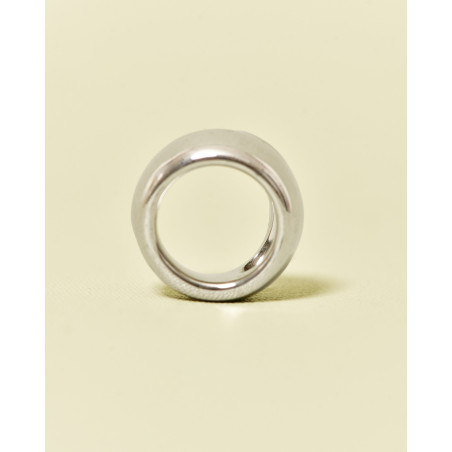 Bague drapée argentée Published By