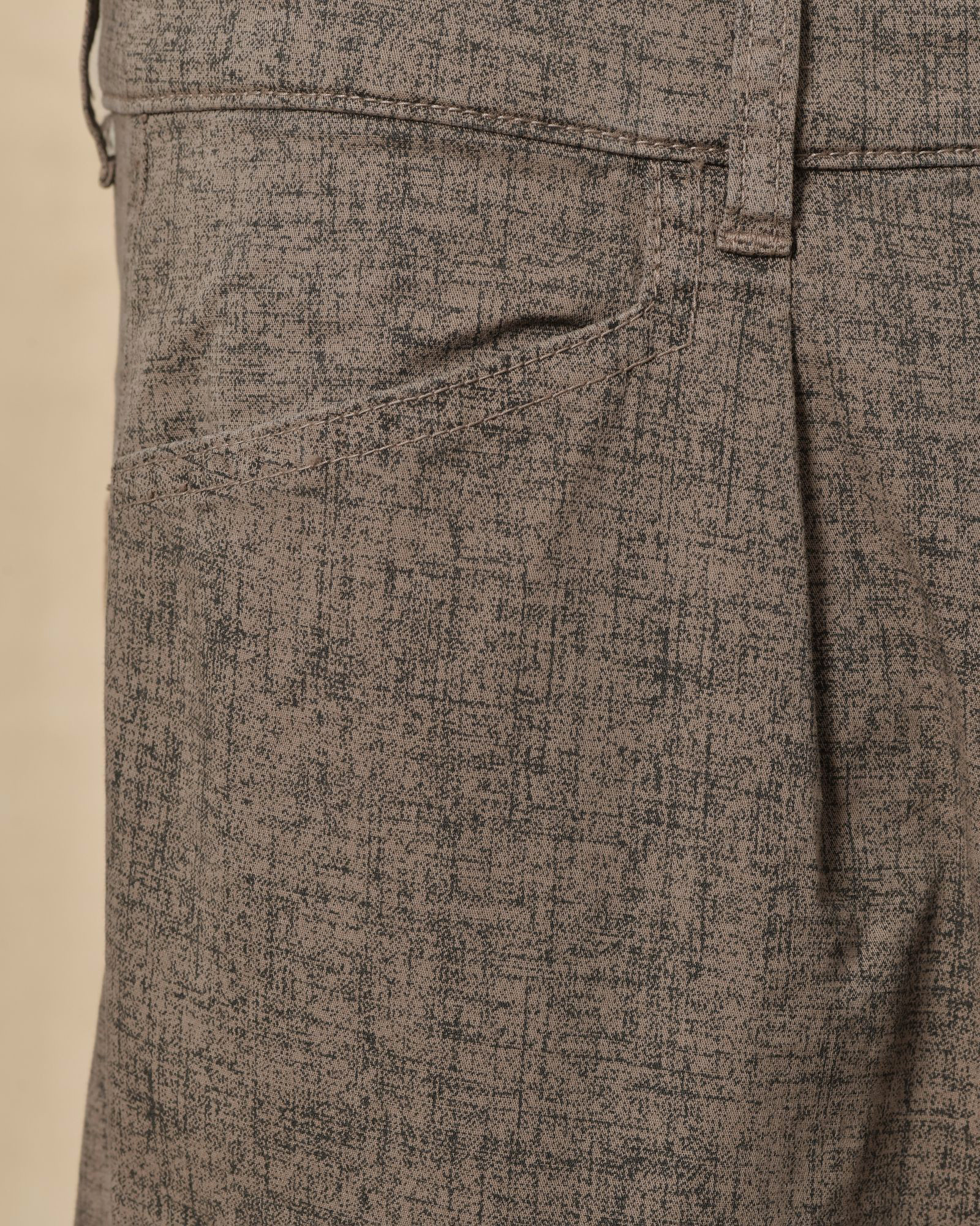Pantalon chiné taupe à motifs abstraits Ixos