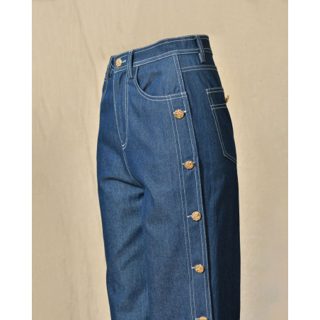 Pantalon denim large avec boutons dorés latéraux Edward Achour
