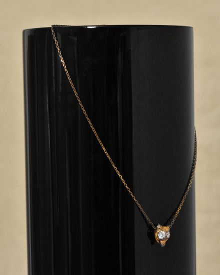 Collier à pendentif tête de monstre effet vieilli Alan Crocetti