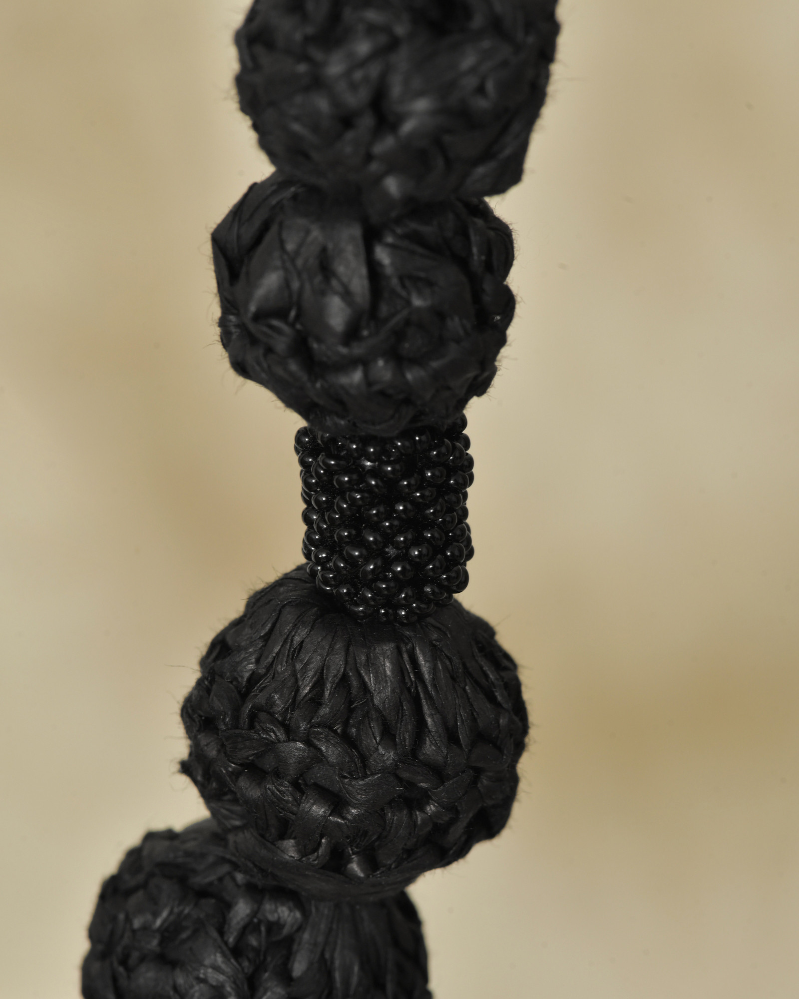 Collier à franges en raphia Liviana Conti